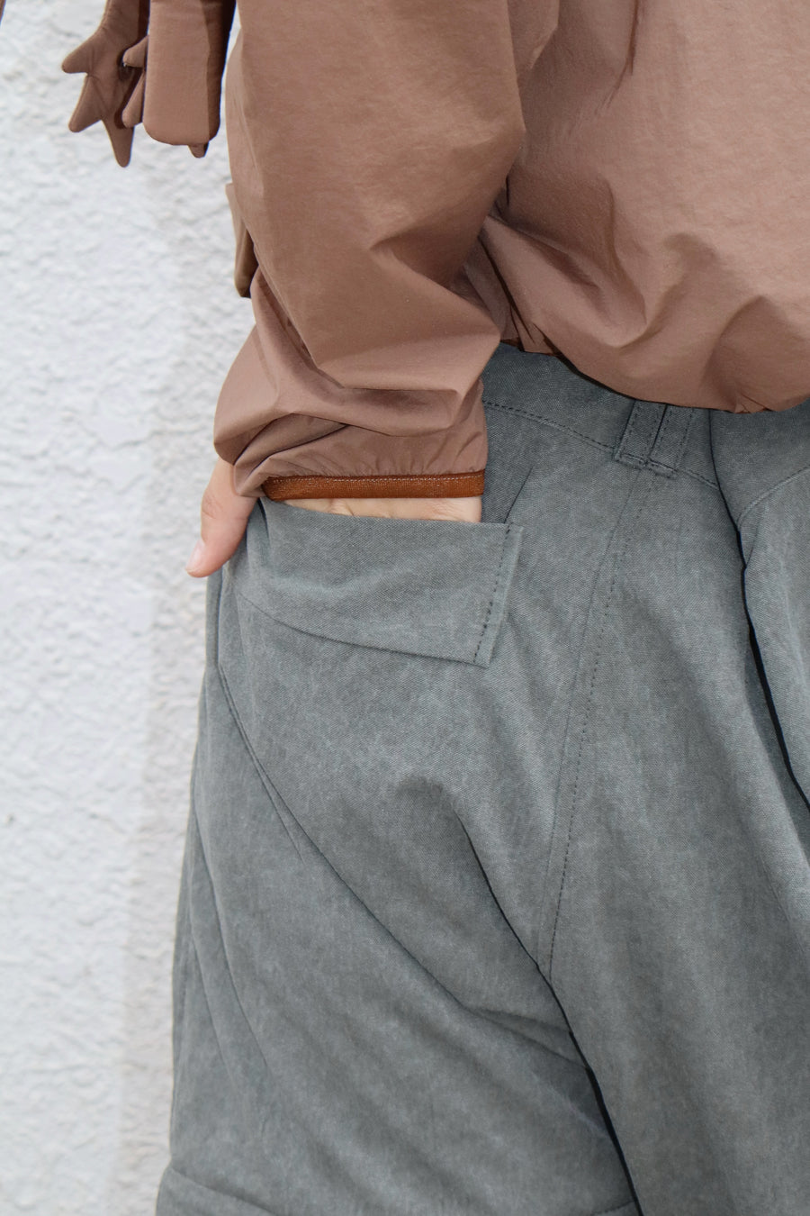 JIAN YE(ジェンイェ)の八咫烏 PANTS(パンツ)の通販｜PALETTE art alive