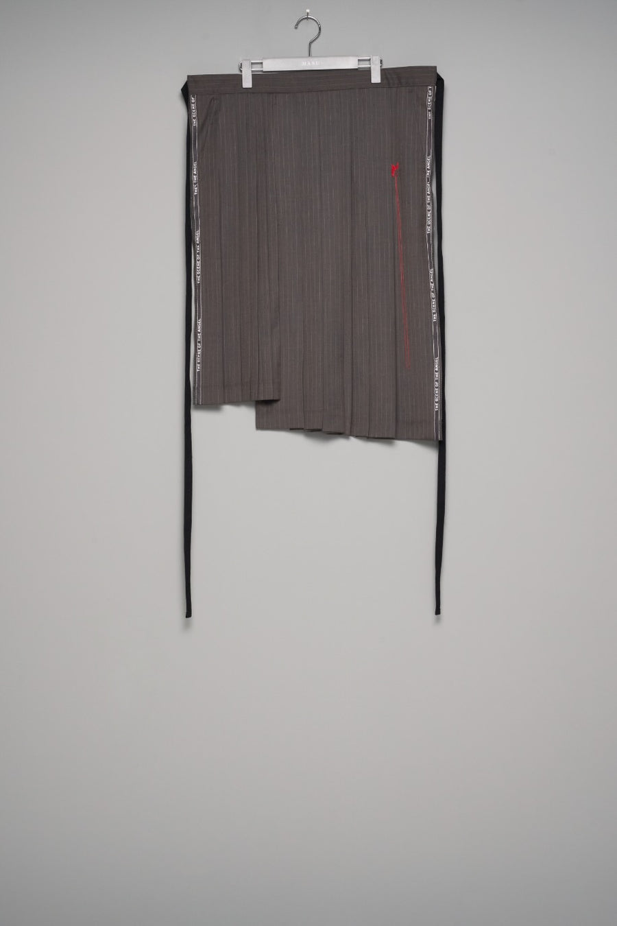 小物 PLEATED APRON - STONE GRAY / M26U6OJ016 MASU(エムエーエスユー)のPLEATED APRON STONE GRAYの通販｜PALETTE