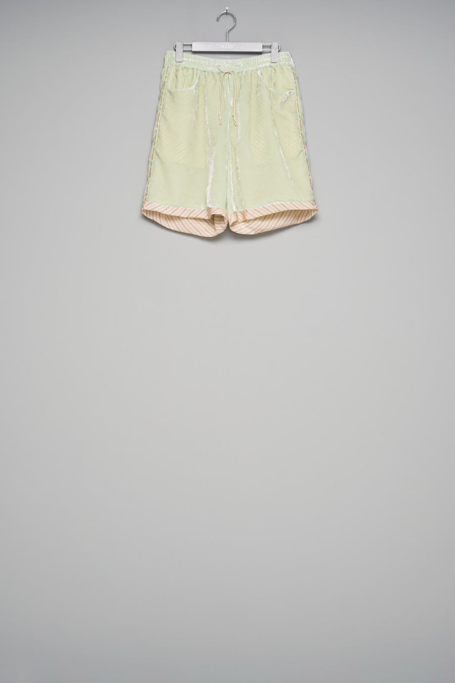 MASU(エムエーエスユー)のUNEVEN VELVET SHORTS MELONの通販｜PALETTE