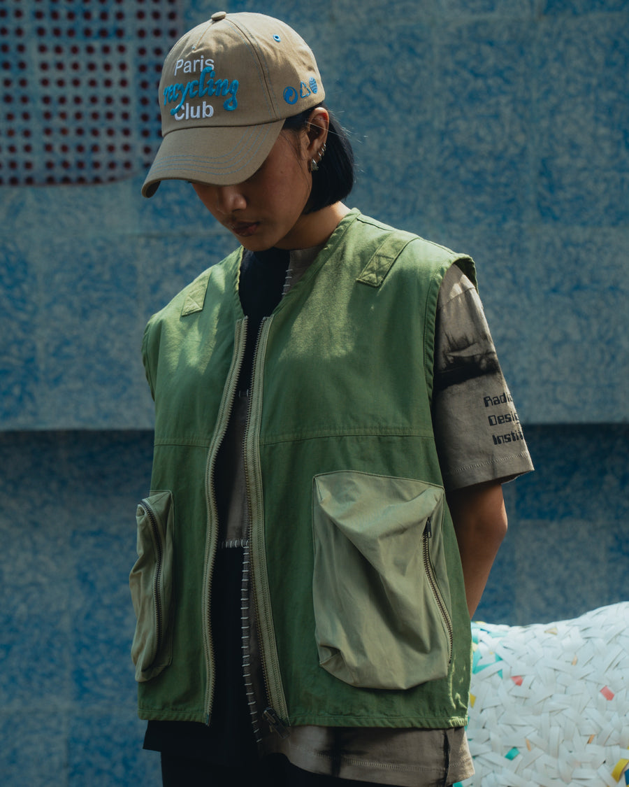 SPACE AVAILABLE  UP-CYCLED PLANT DYED TEE(GRAY)