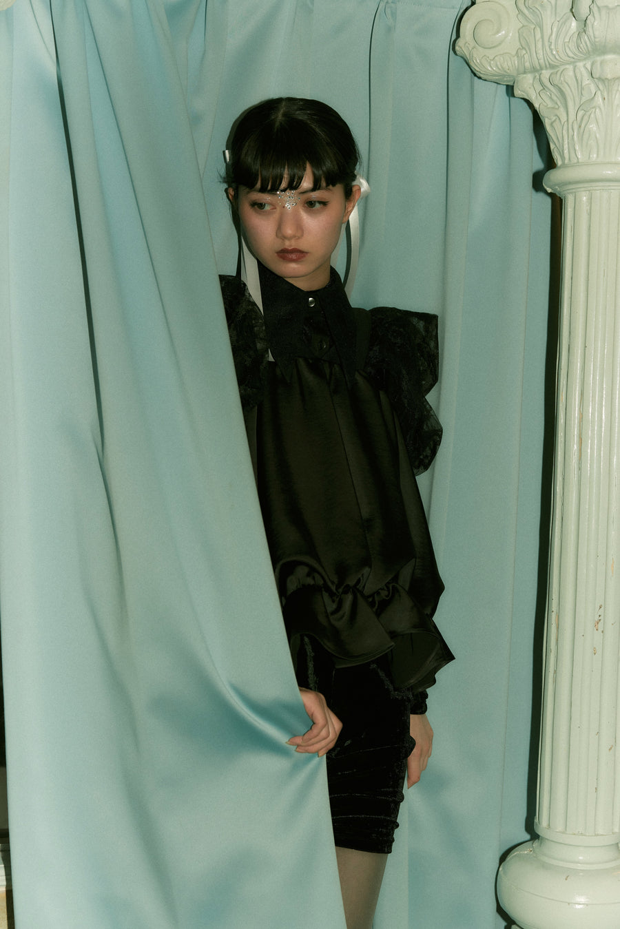 SHIORI MIKATA  over collar shirt bolero(BLACK)