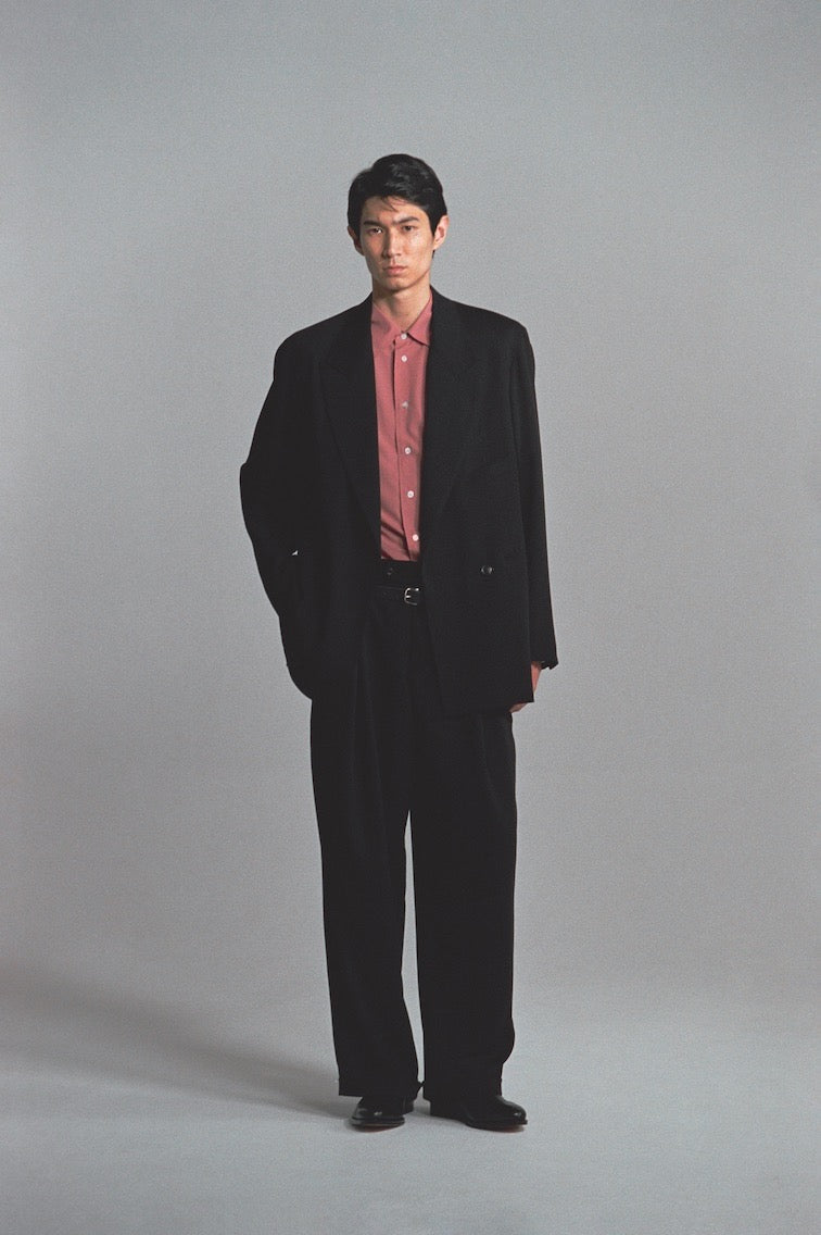 SOSHIOTSUKI(ソウシオオツキ)のDOUBLE INVERTED TUCK TROUSERS BLACKの