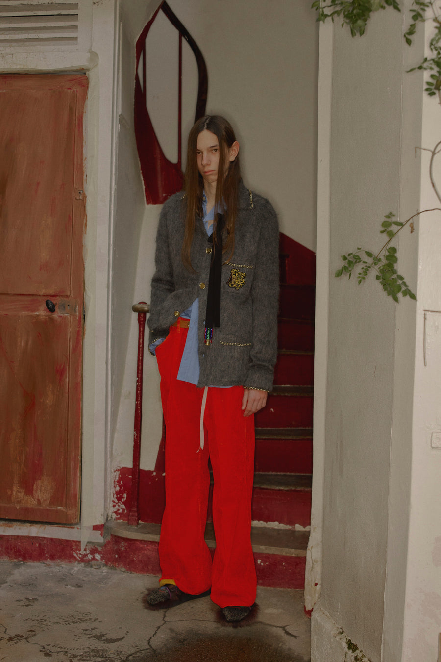 BED j.w. FORD  C-open collar