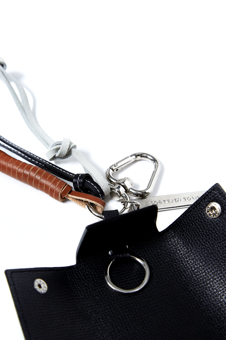 soe  Key Ring With Leather Strap（BLACK）
