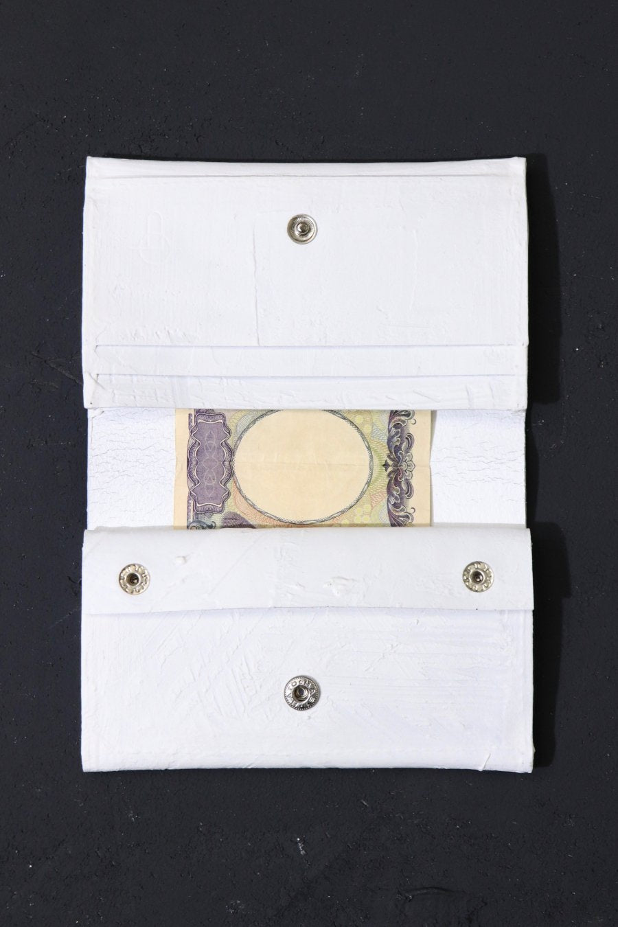 KAGARI YUSUKE  白壁 二つ折り財布(mw-13)