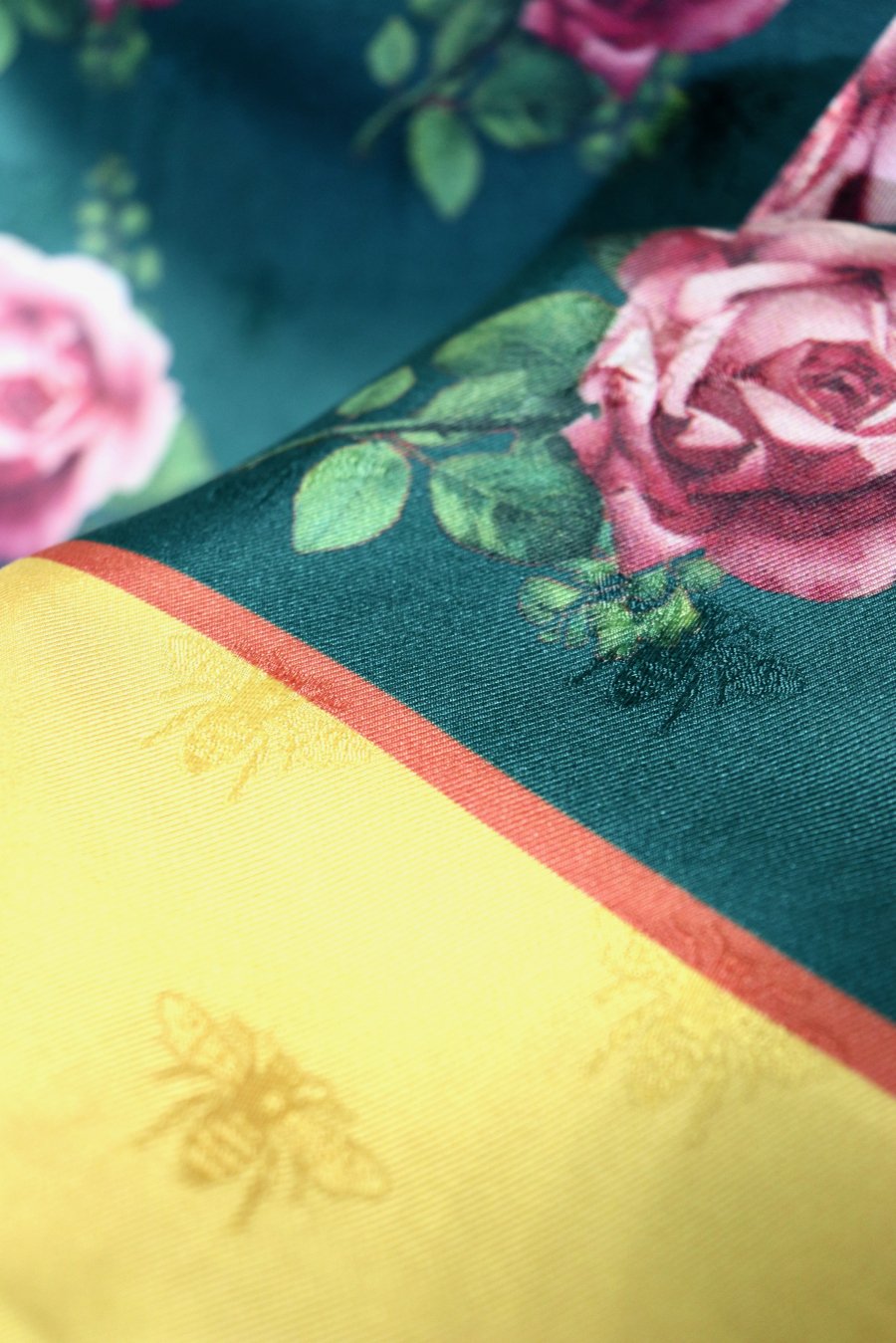 LASTFRAME  ROSE SCARF（GREEN x YELLOW）