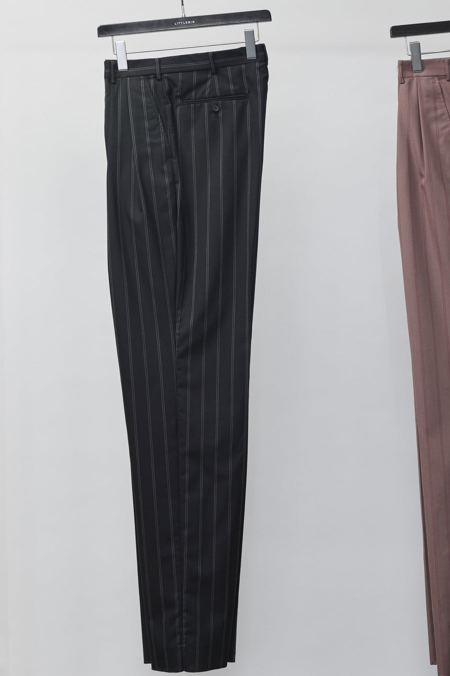 LITTLEBIG  Tucked Tapered Trousers（Black）