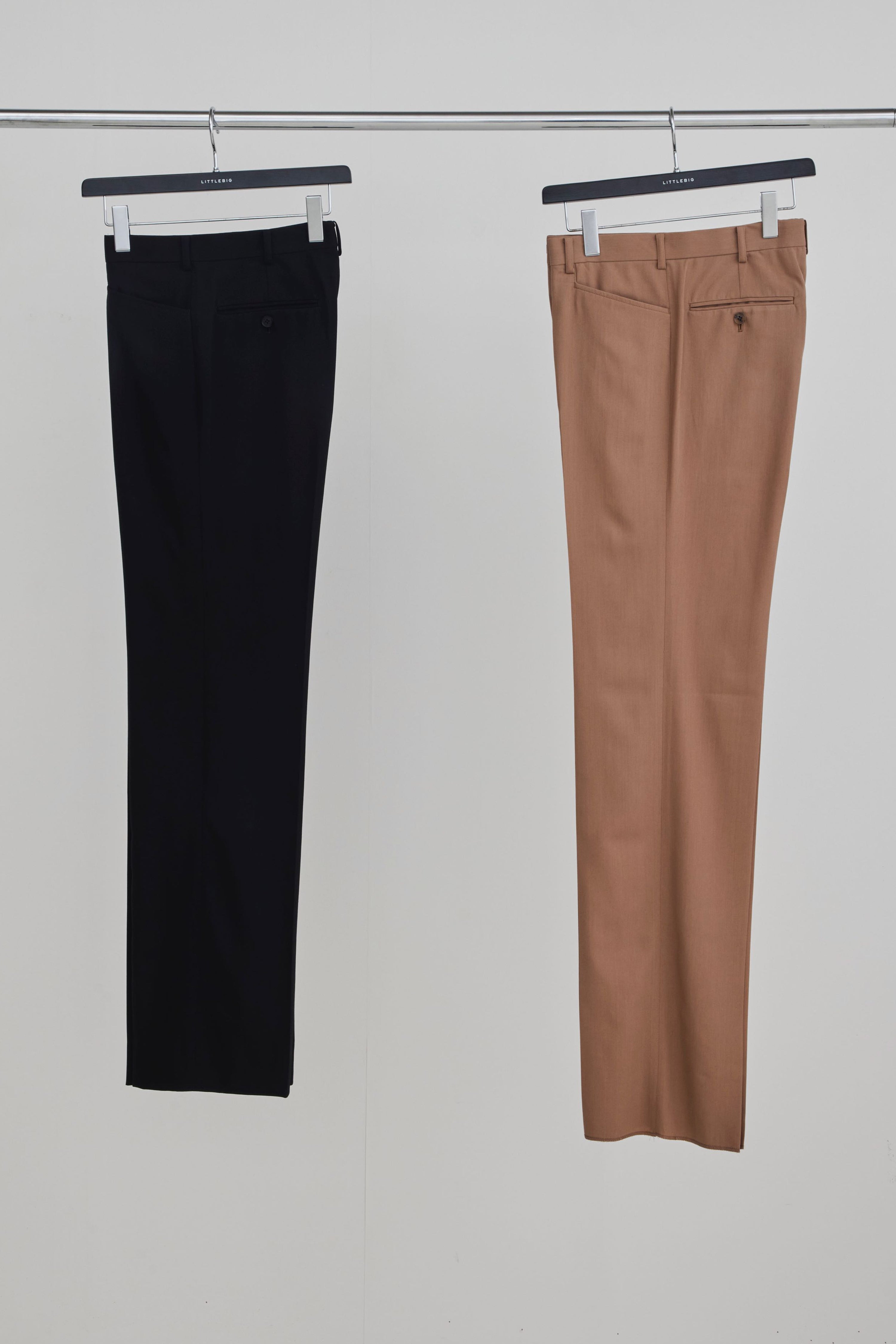 【新品】LITTLEBIGリトルビッグSTRAIGHT TROUSERS 46 LITTLEBIG(リトルビッグ)のStraight Trousers Black or Beige