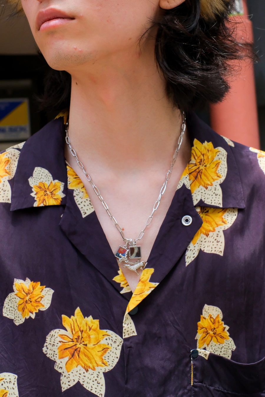 TOGA VIRILIS  Motif necklace