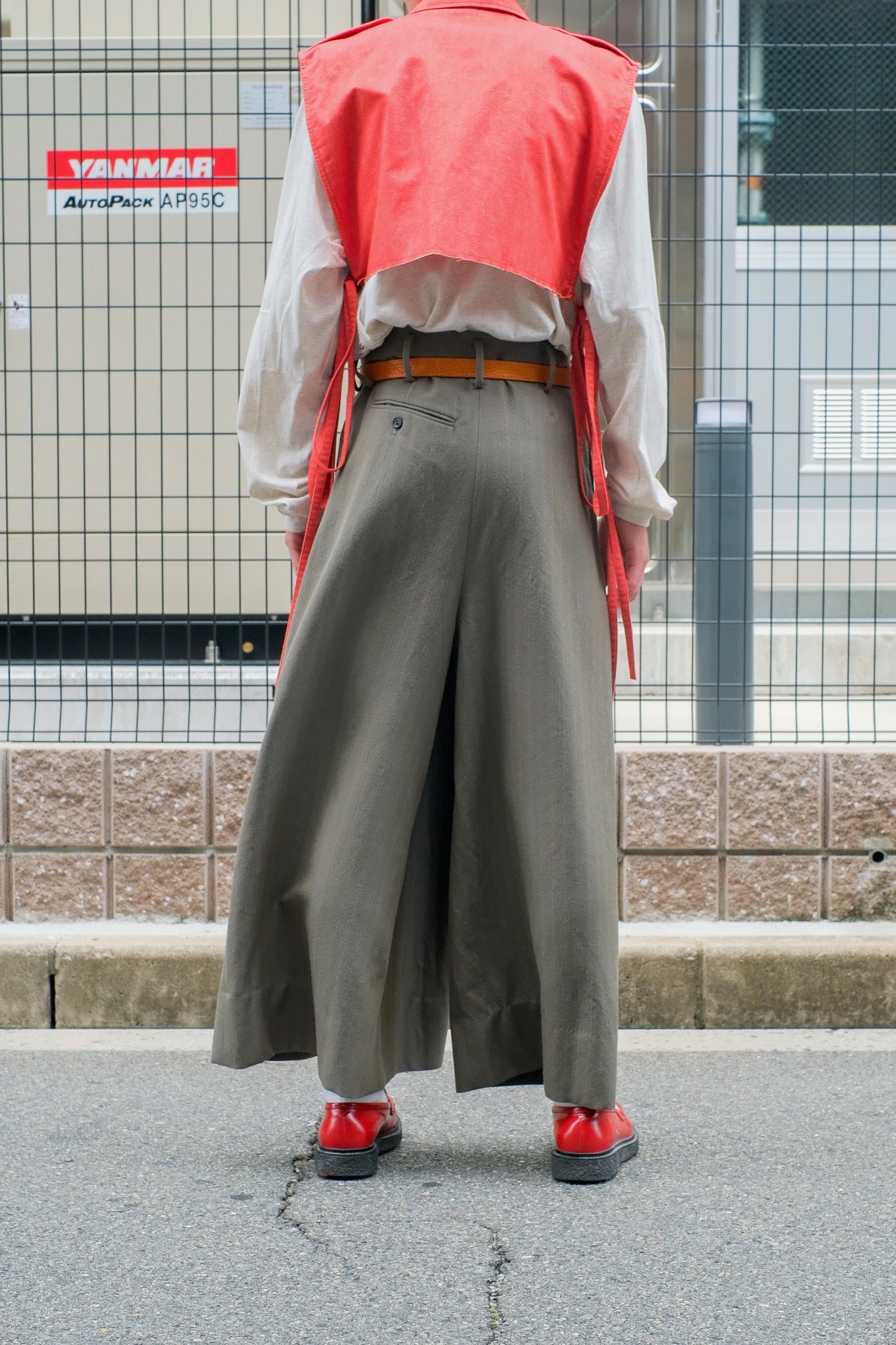 SOSHIOTSUKI(ソウシオオツキ)のKIMONO BREASTED TROUSERS NEZUMIの通販