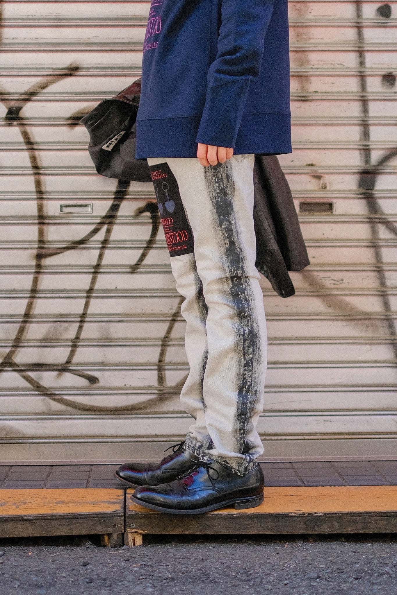 YUKI HASHIMOTO(ユウキハシモト)のCHARCOAL PAINT SLIM JEANS WHITE-B