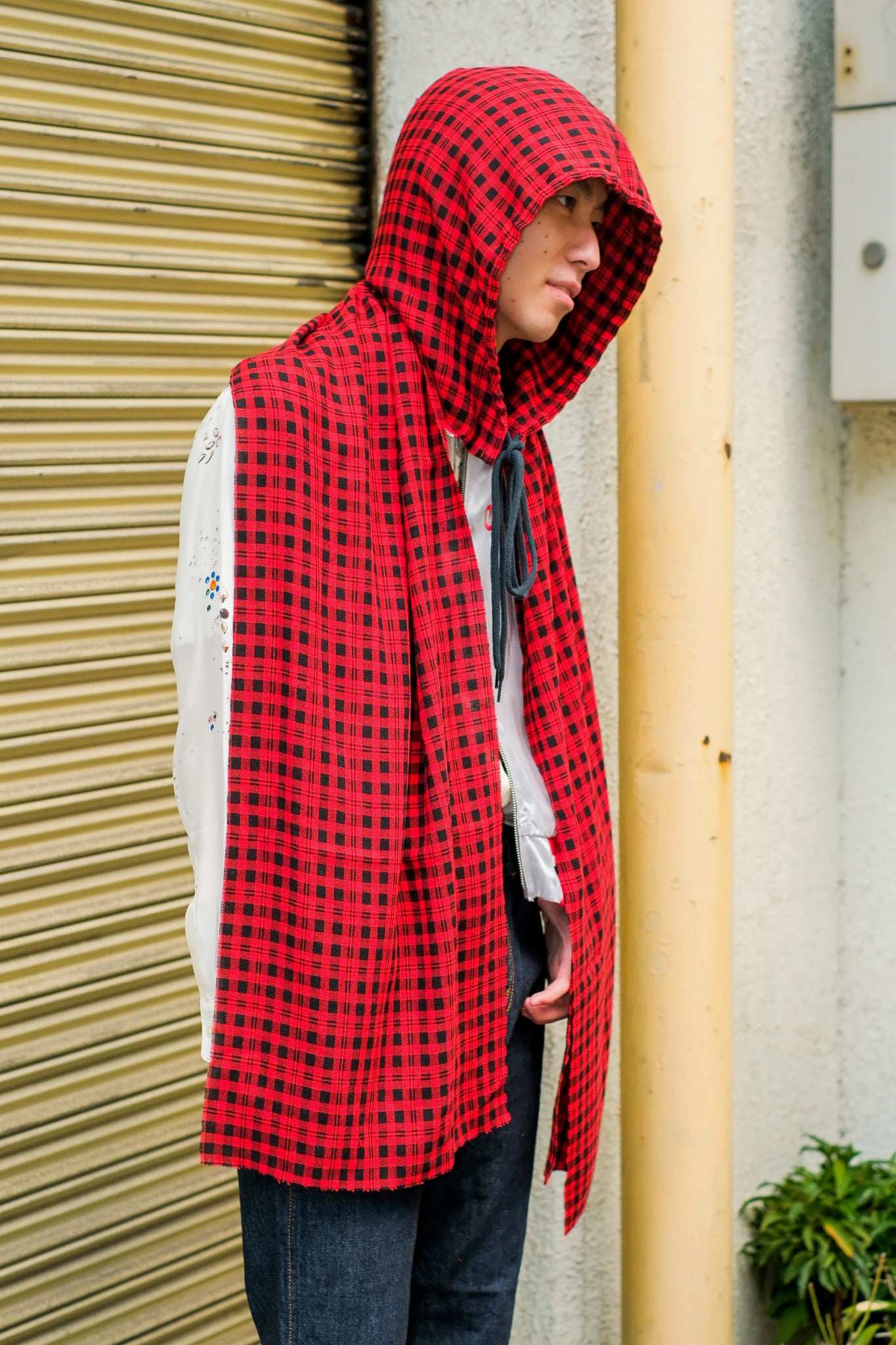 Masu's Plaid Hood Scarf Red (Scarf) Mail Order | Palette Art Alive