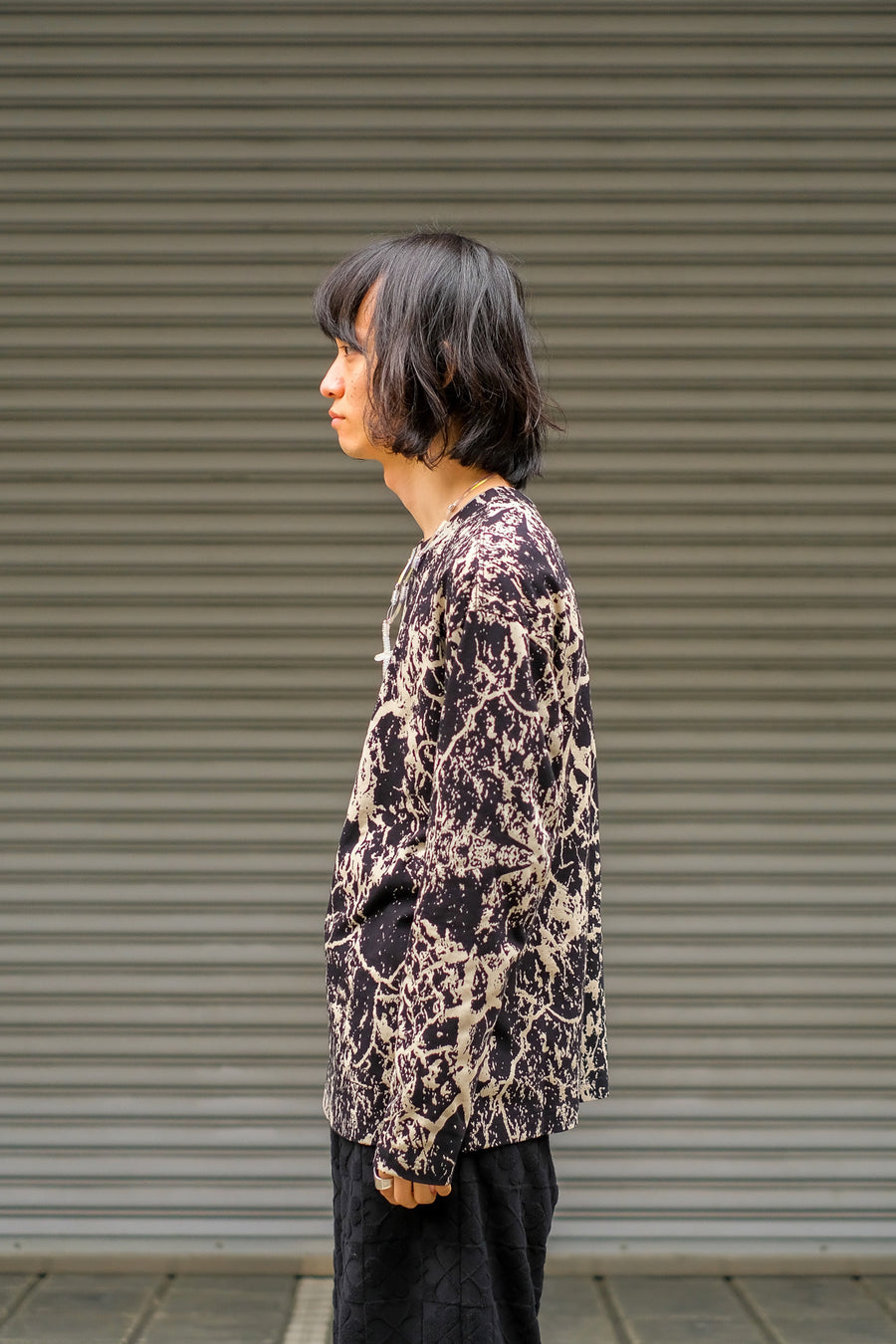 YUKI HASHIMOTO  CRACK PATTERN LONGSLEEVE T-SHIRTS(BLACK)