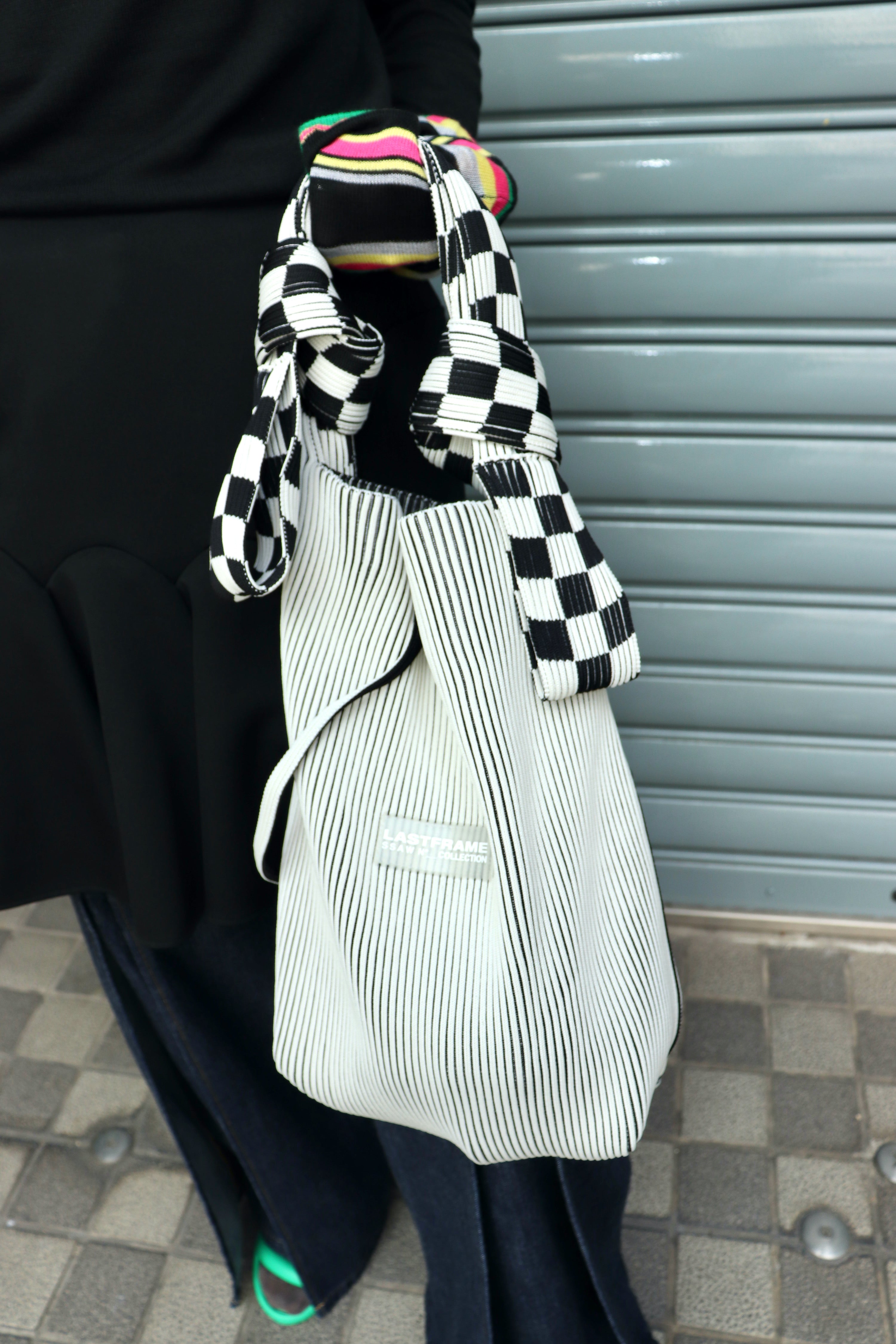 LASTFRAME(ラストフレーム)のICHIMATSU OBI TOTE MEDIUM IVORY × BLACKの通販｜PALETTE art  aliveのオンラインショップ – PALETTE art alive ONLINE STORE