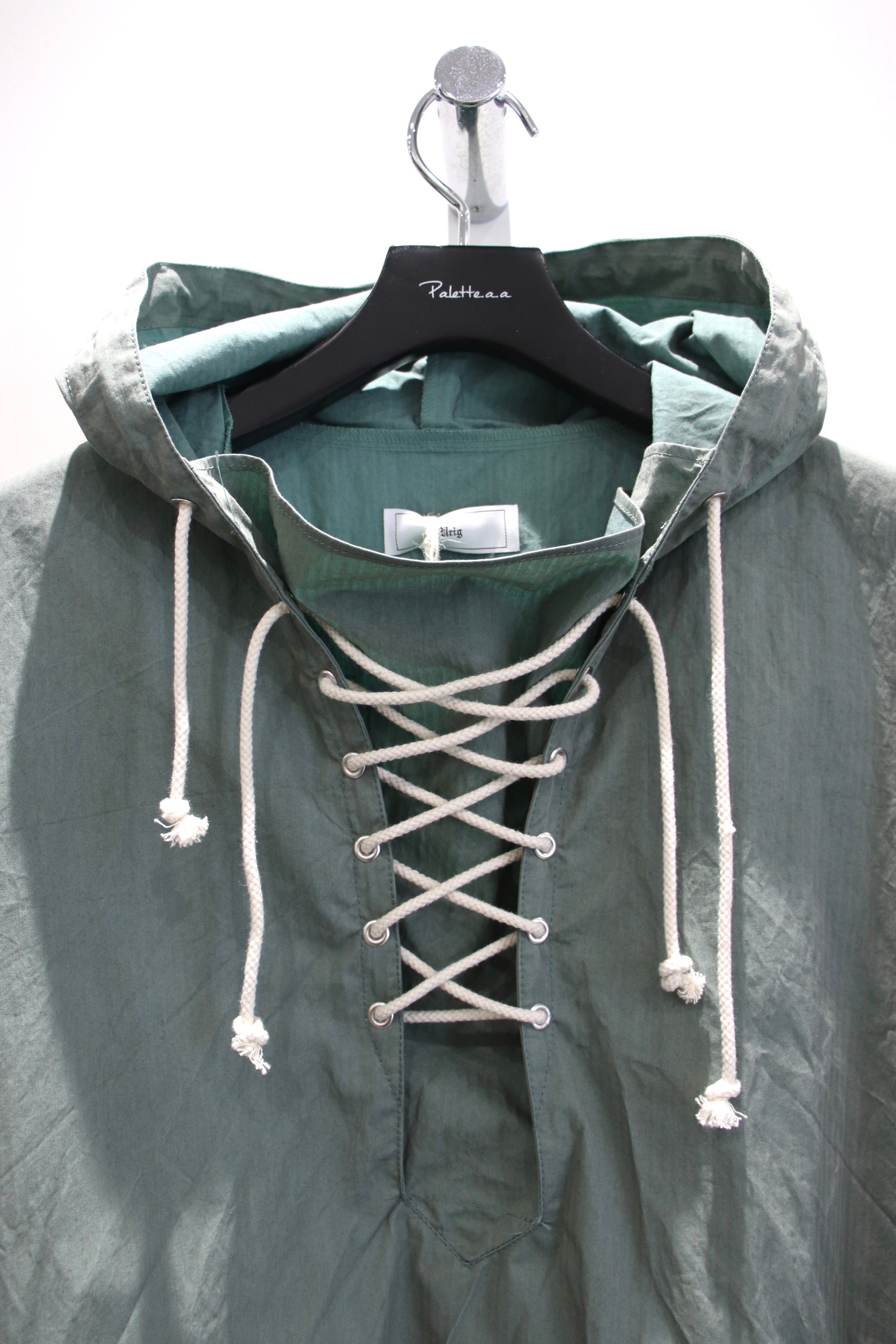 Urig（ウーリッヒ）のCNC LACE UP ANORAK VIRIDIANの通販｜PALETTE art 