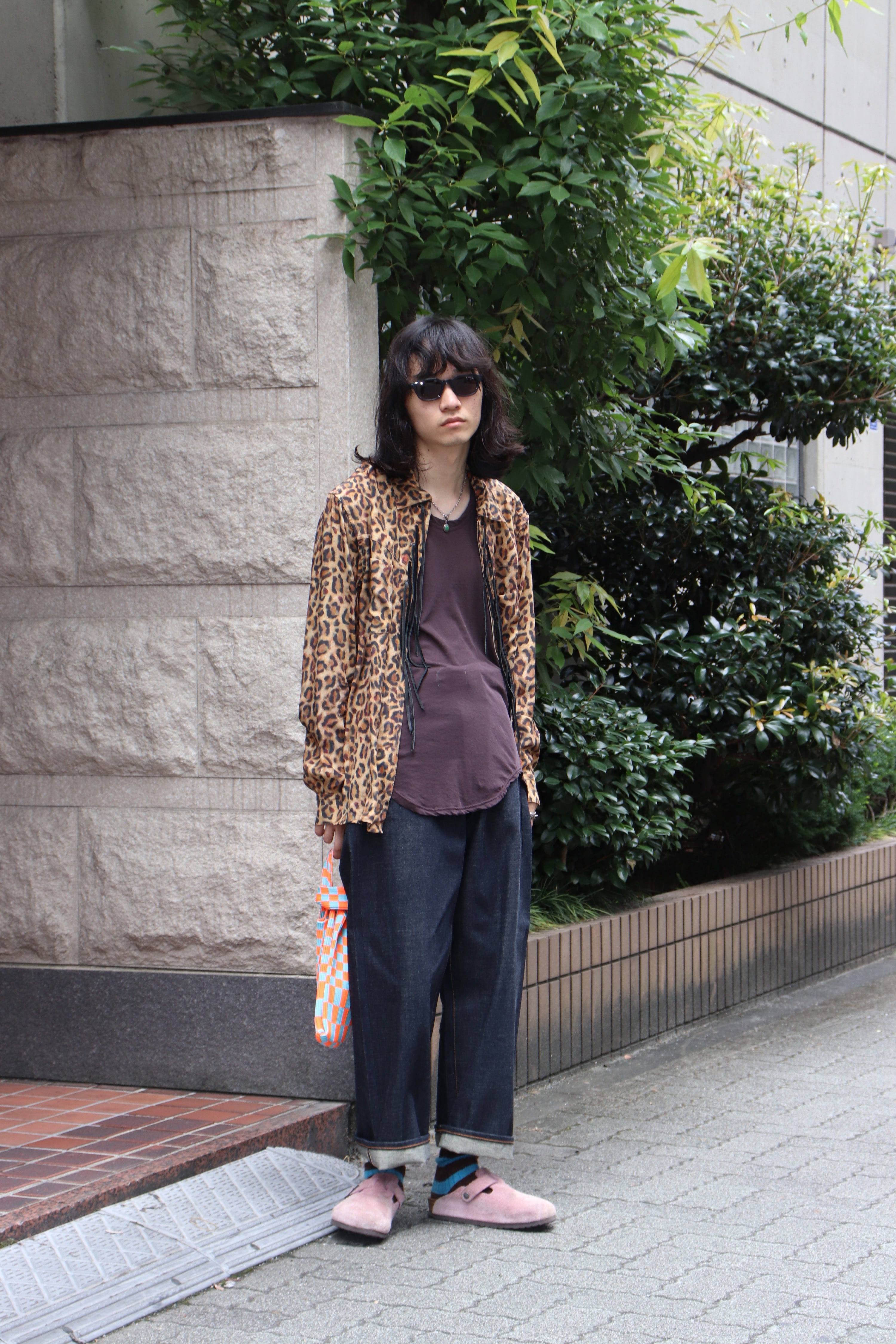 MASU(エムエーエスユー)のZIP-UP LEOPARD SILK SHIRT BROWNの通販