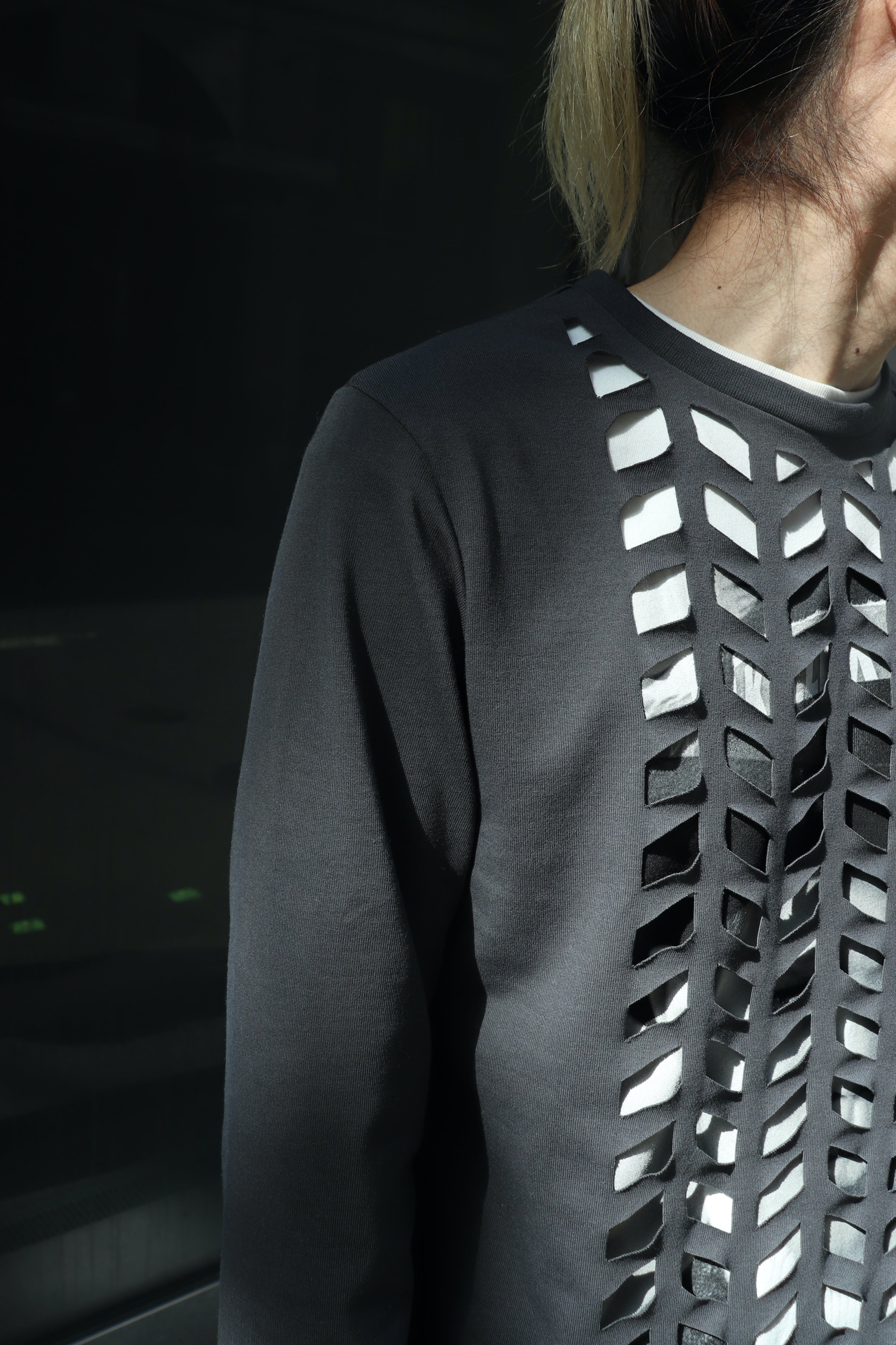 SOSHIOTSUKI(ソウシオオツキ)のTIRE MARK L/S T-SHIRT L.GRAYの通販 