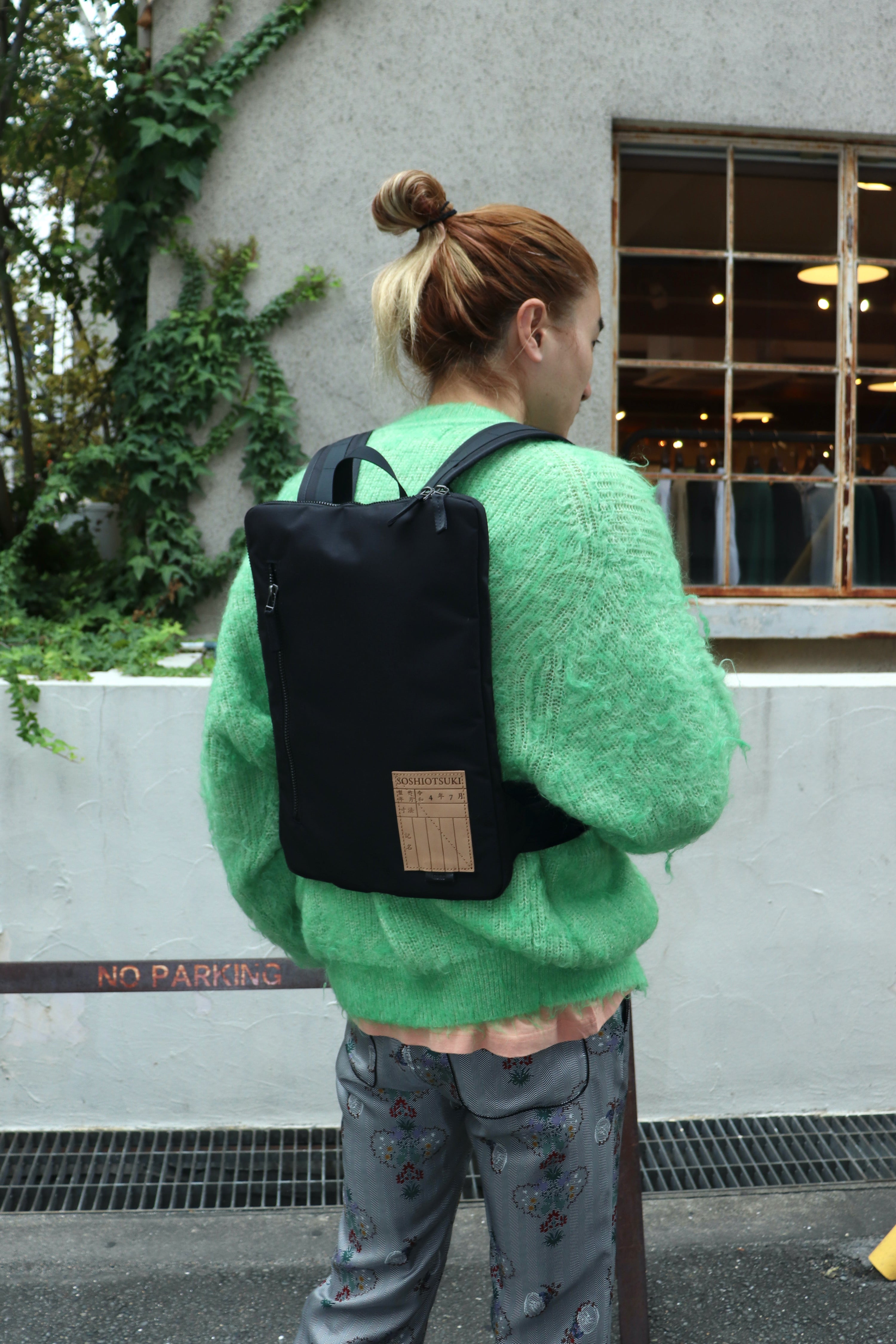 SOSHIOTSUKI(ソウシオオツキ)のINNER BACK PACKの通販｜PALETTE art aliveのオンラインショップ –  PALETTE art alive ONLINE STORE