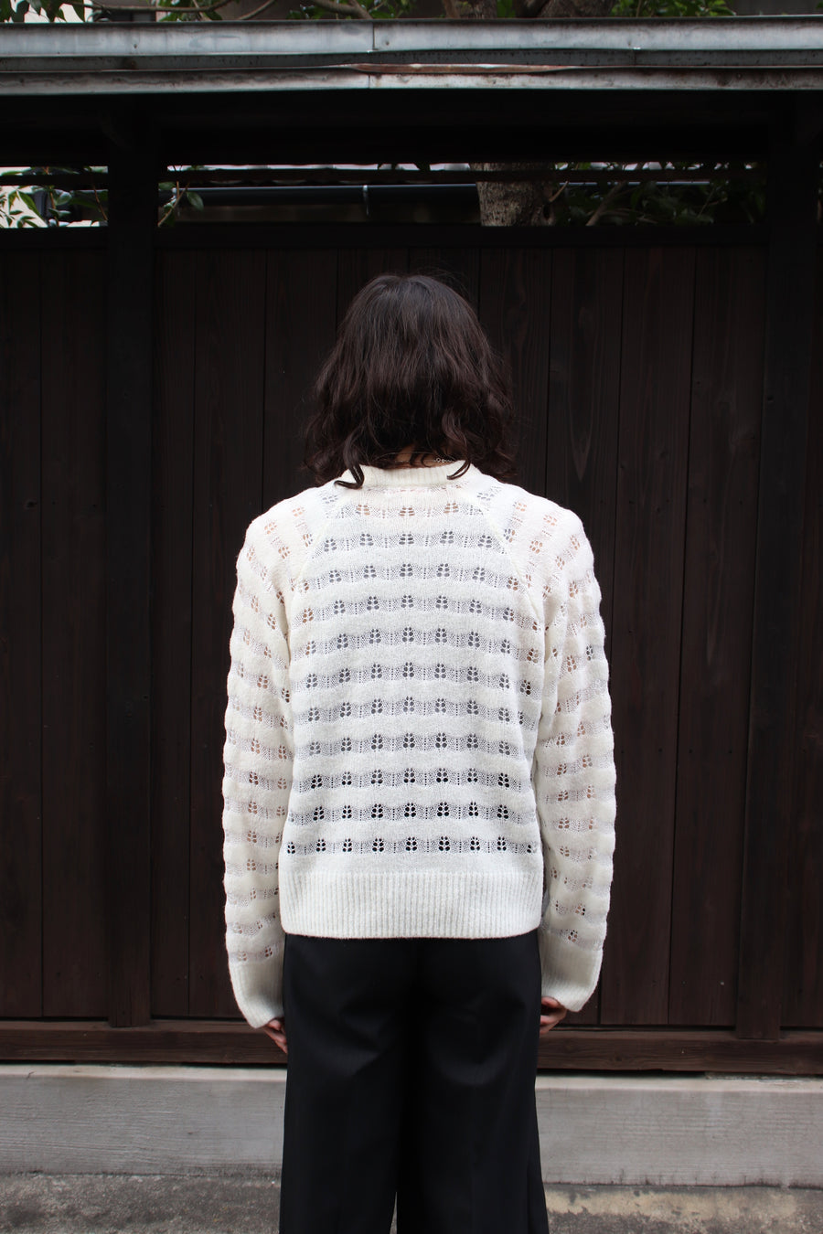 Masu's Reverse BeeThoven Sweater White Mail Order | Palette Art