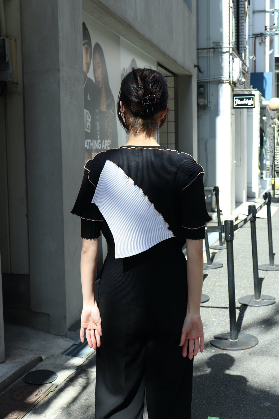 kotohayokozawa  Short sleeve top(BLACK)