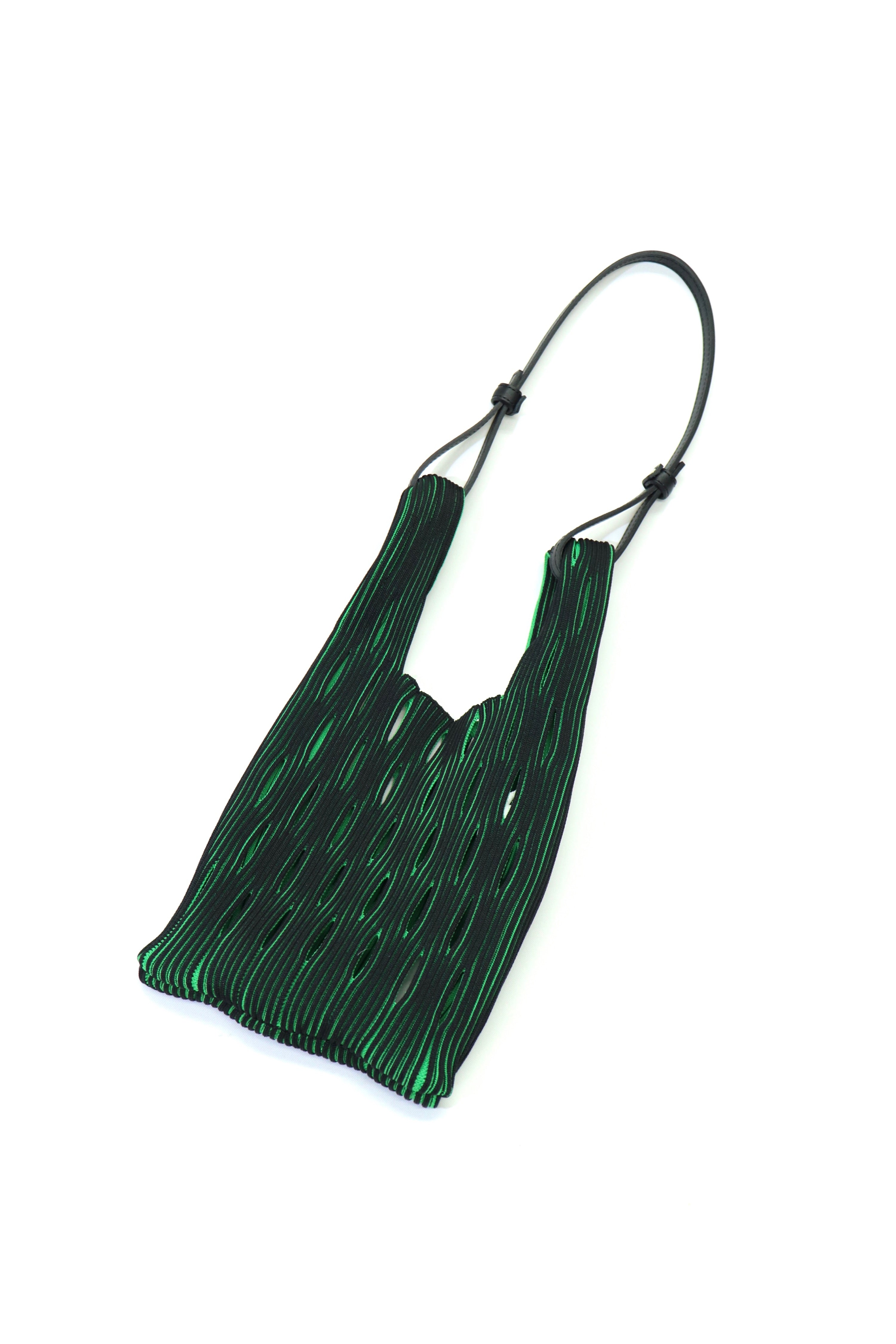 LASTFRAME(ラストフレーム)のTWO TONE MESH MARKET BAG SMALL BLACK x GREENの通販｜PALETTE  art aliveのオンラインショップ – PALETTE art alive ONLINE STORE