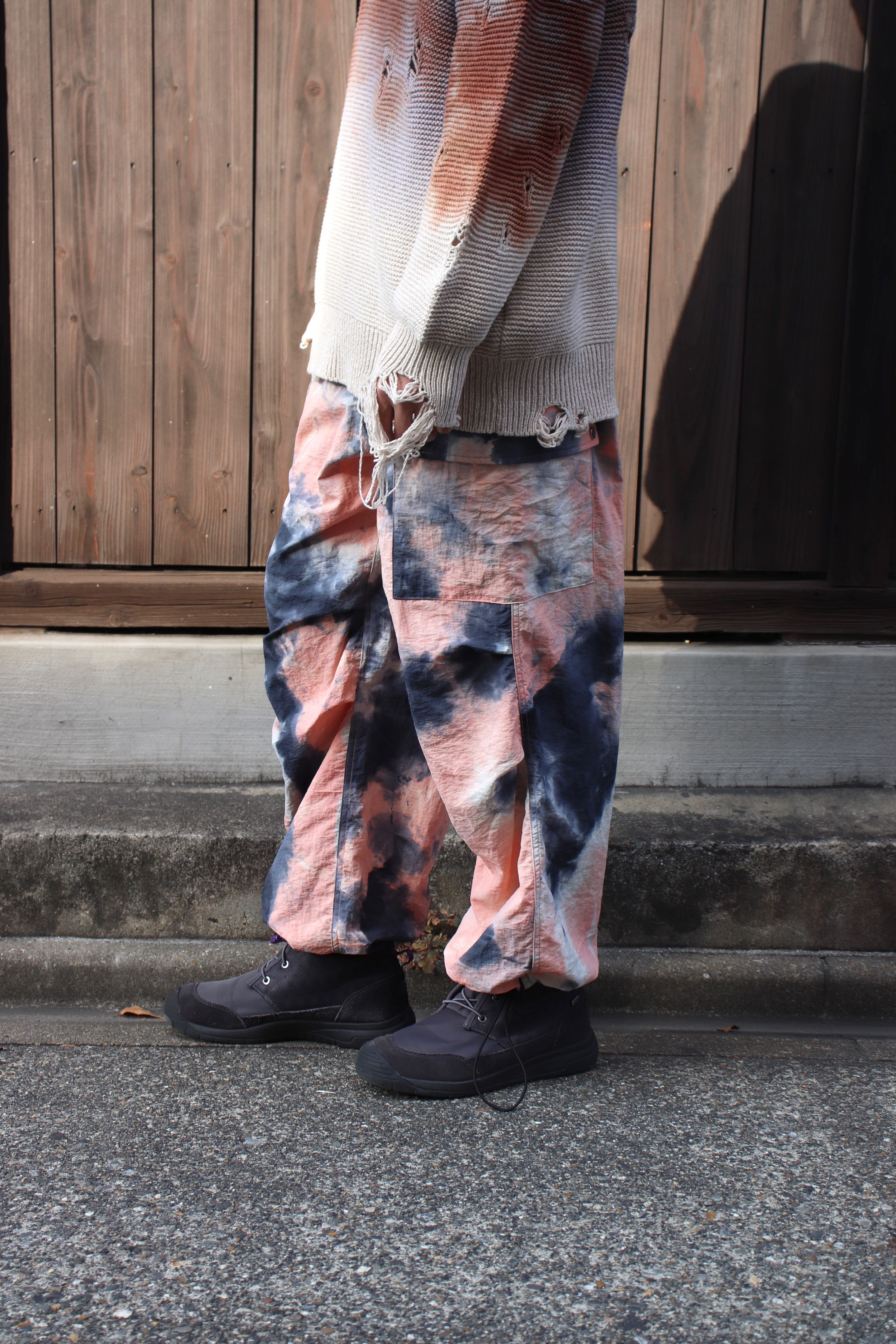 Children of the discordance(チルドレン オブ ザ ディスコーダンス)のHAND DYEING NYLON  TROUSERS(パンツ)の通販 | PALETTE art alive オンラインショップ – PALETTE art alive ONLINE  STORE