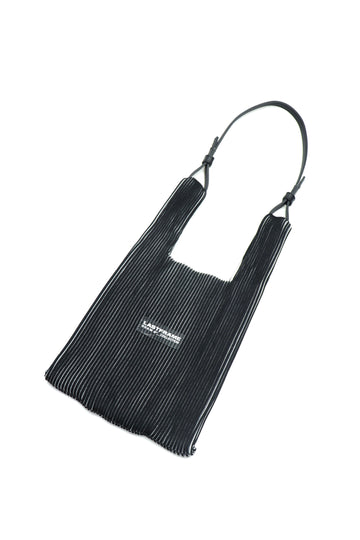 LastFrame (Last Frame) Two Tone Market Bag Small Black X Ivory 