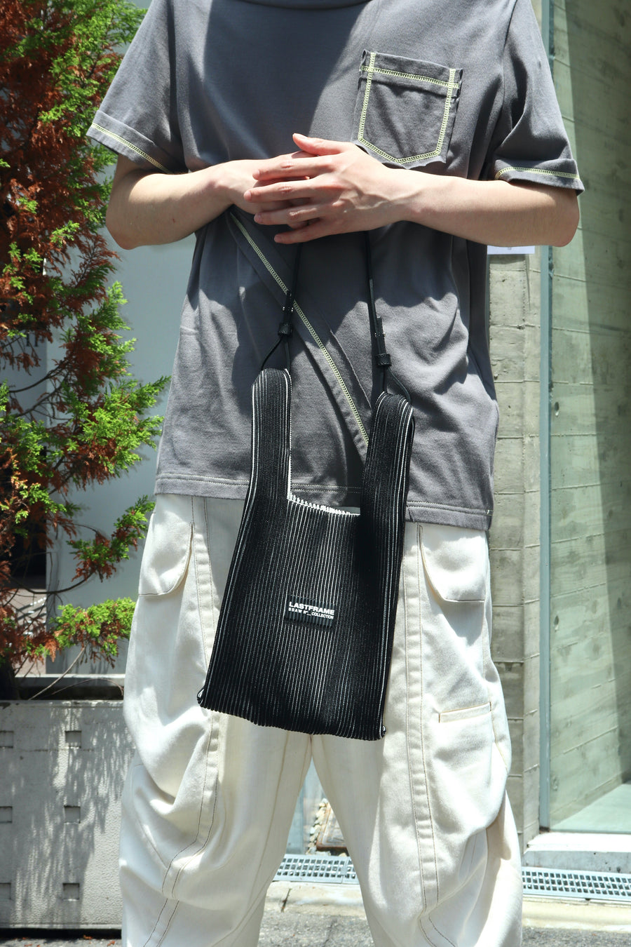LASTFRAME  TWO TONE MARKET BAG SMALL（BLACK x IVORY）