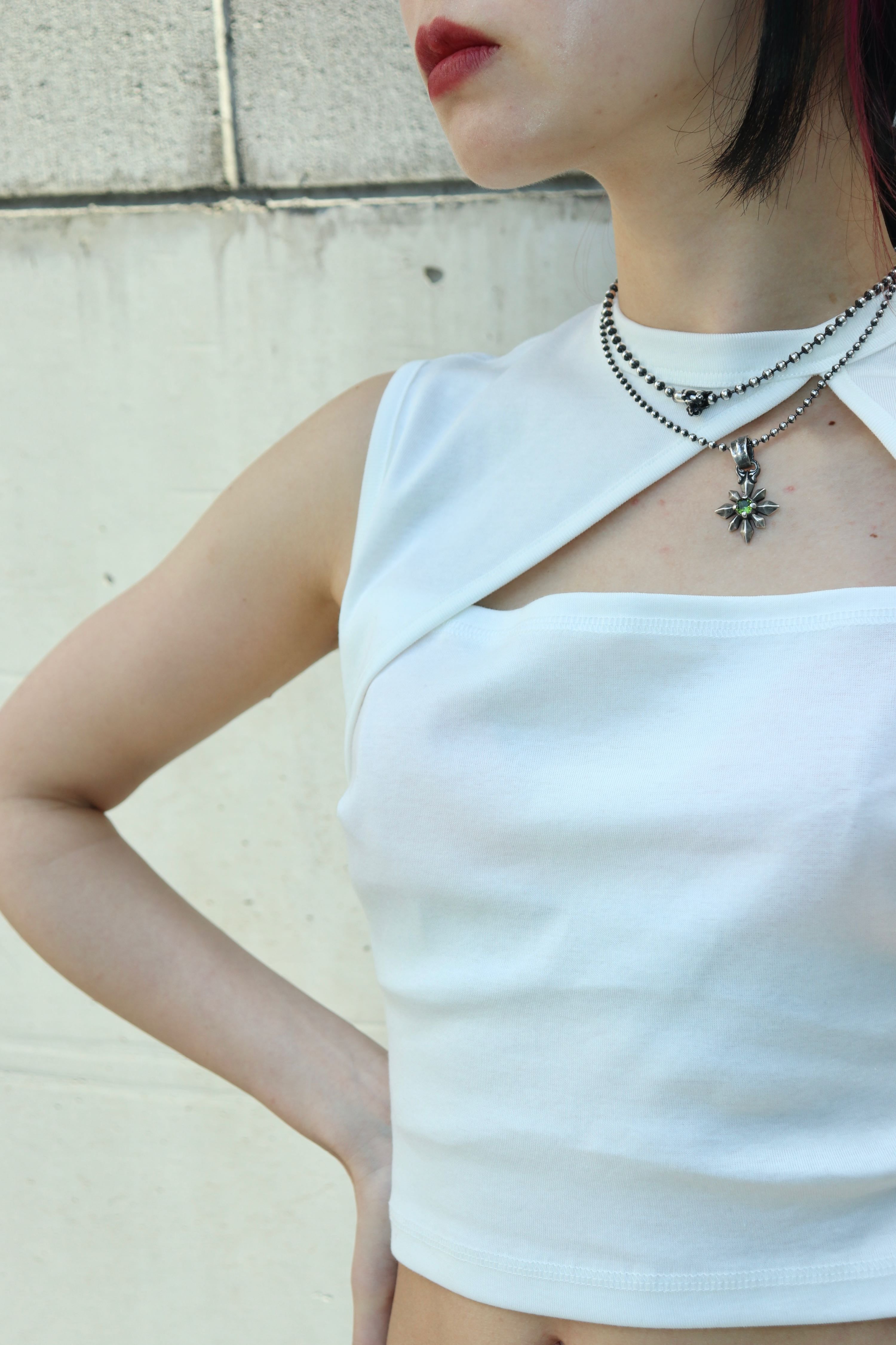 FETICO(フェティコ)のTRIANGLE CUT SLEEVELESS TOP WHITE(トップス)の 