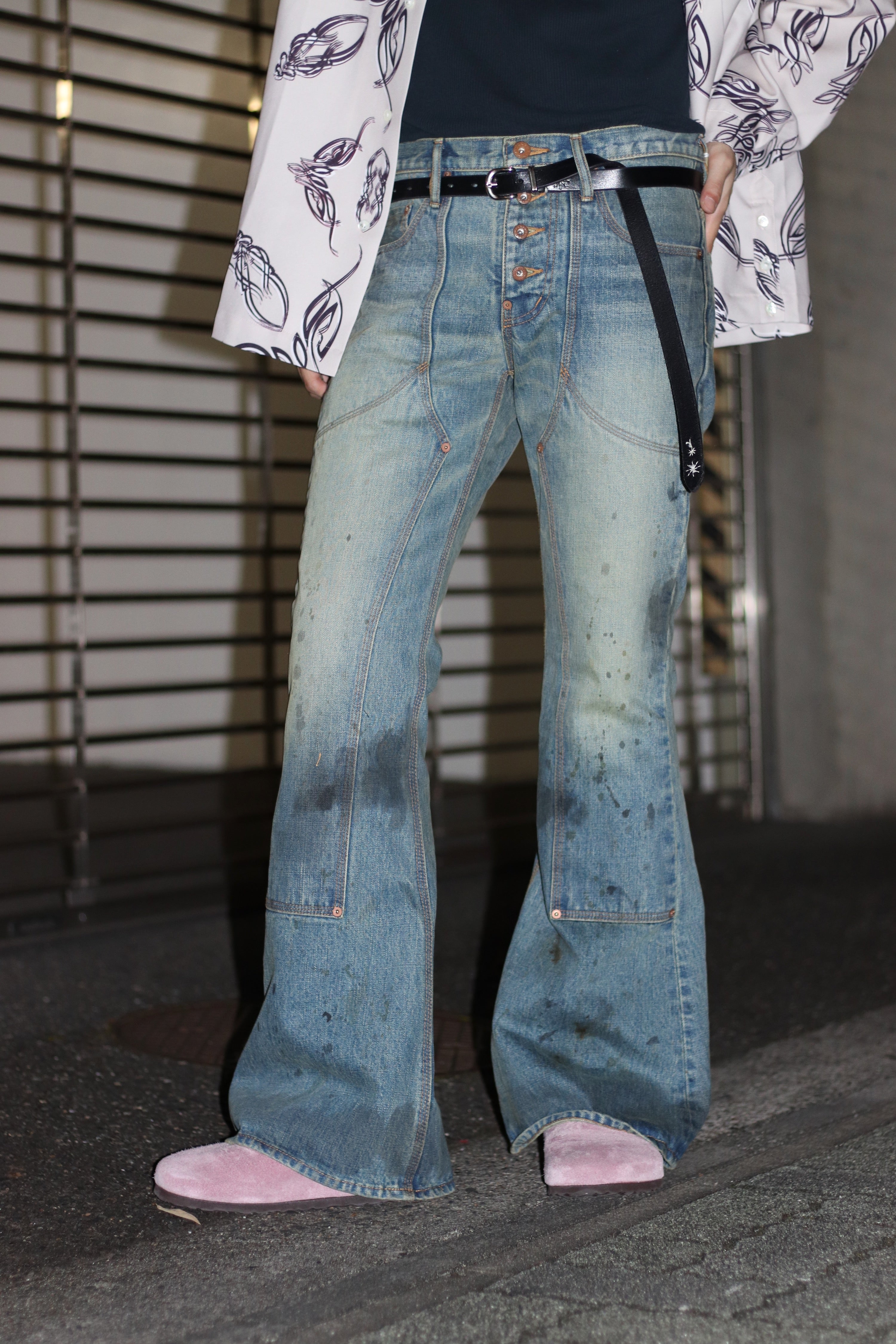 SUGARHILL(シュガーヒル)のOILED FADE BELL BOTTOM DENIM PANTSの通販｜PALETTE art  aliveのオンラインショップ – PALETTE art alive ONLINE STORE