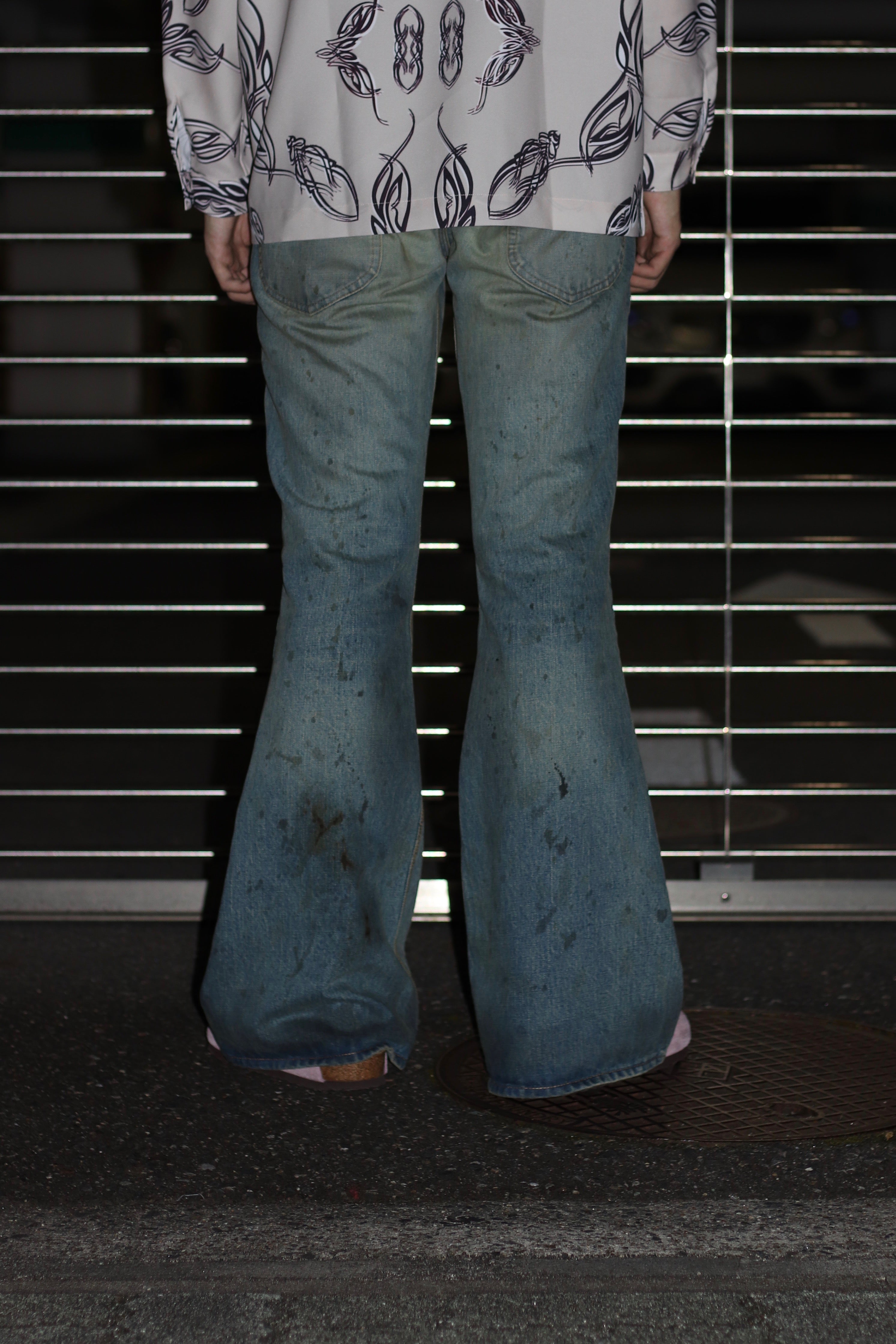 SUGARHILL(シュガーヒル)のOILED FADE BELL BOTTOM DENIM PANTSの通販｜PALETTE art  aliveのオンラインショップ – PALETTE art alive ONLINE STORE