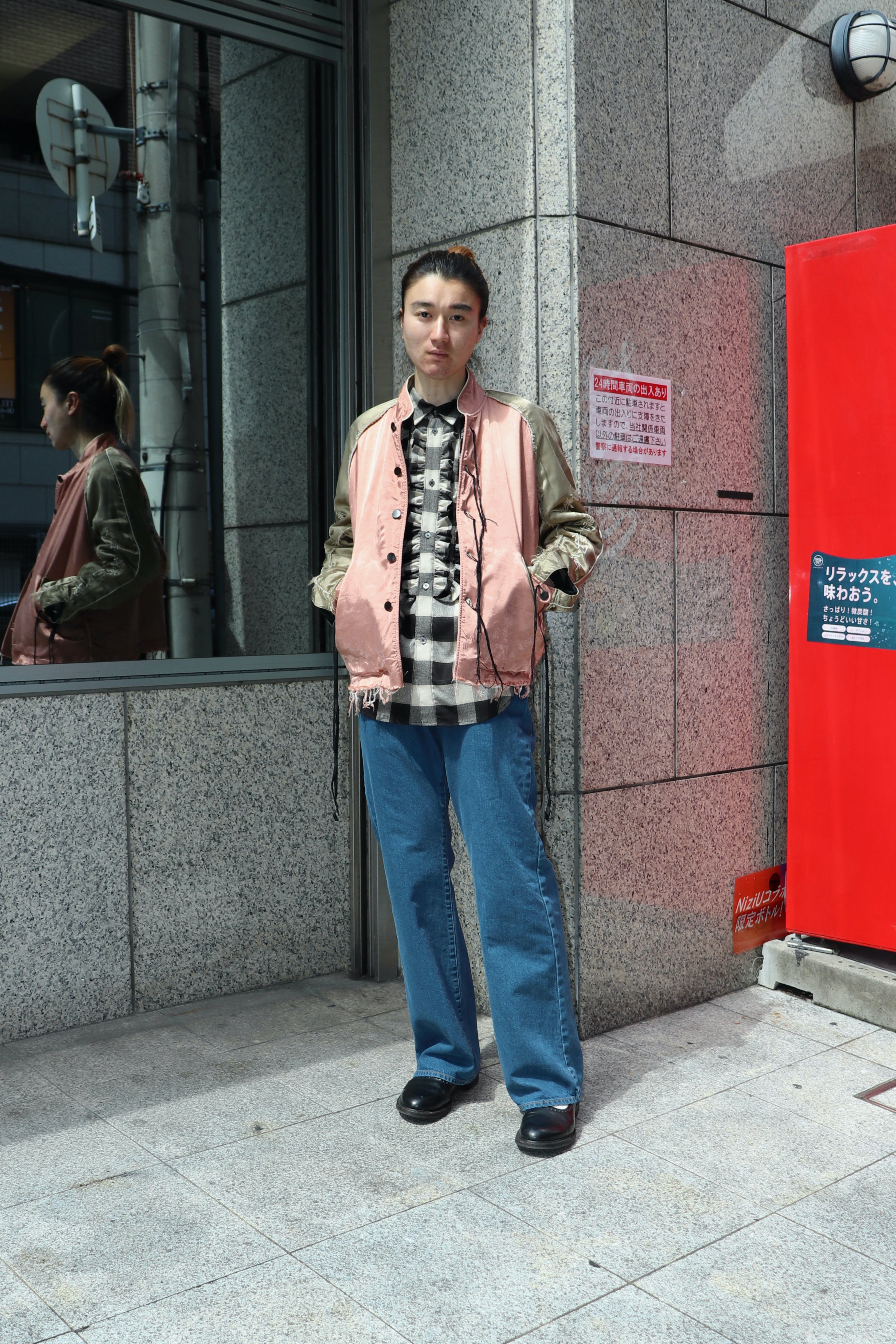 SOSHIOTSUKI(ソウシオオツキ)のFRONT LOERIZED FLARE DENIM INDIGOの 