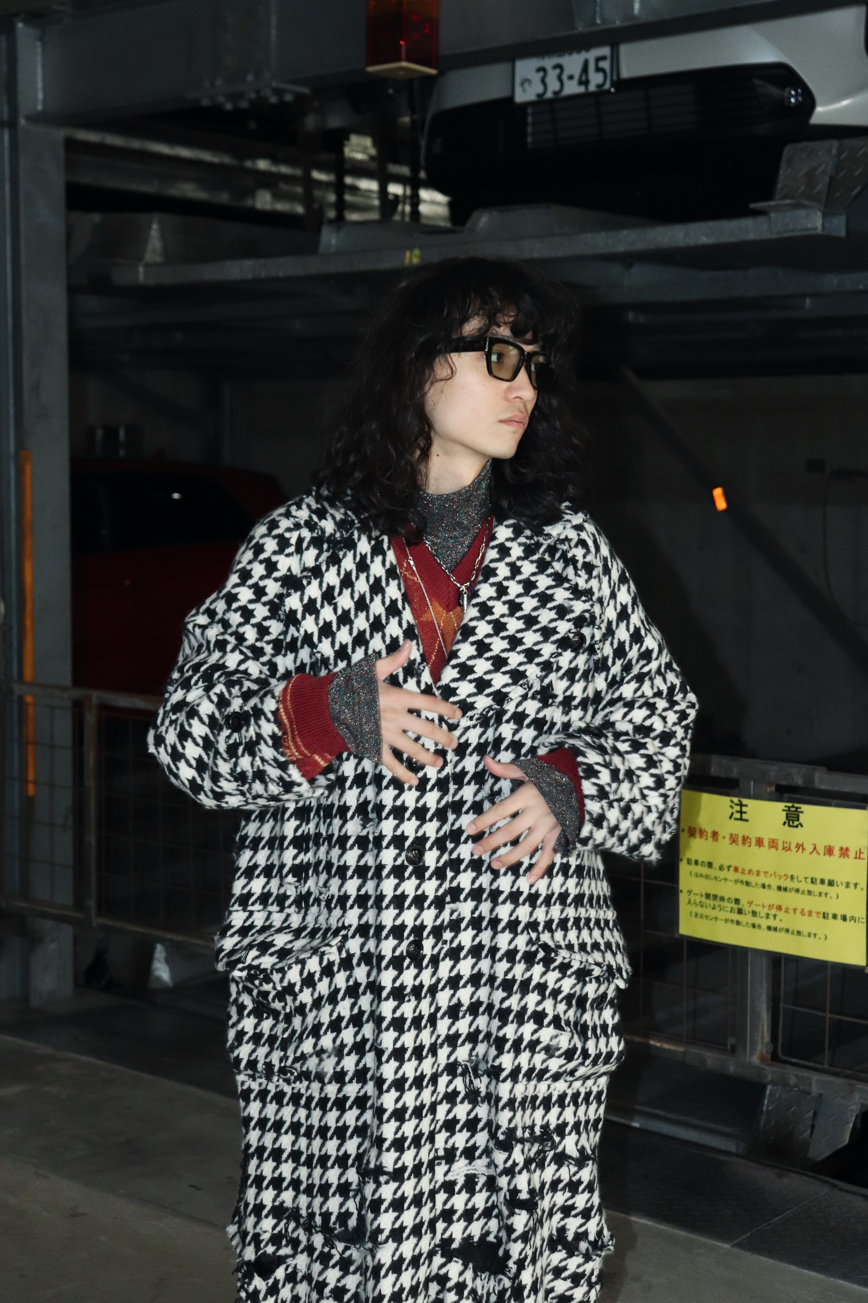 Taiga Igari(タイガ イガリ)のDiamond V-neck Sweater Garnetの通販