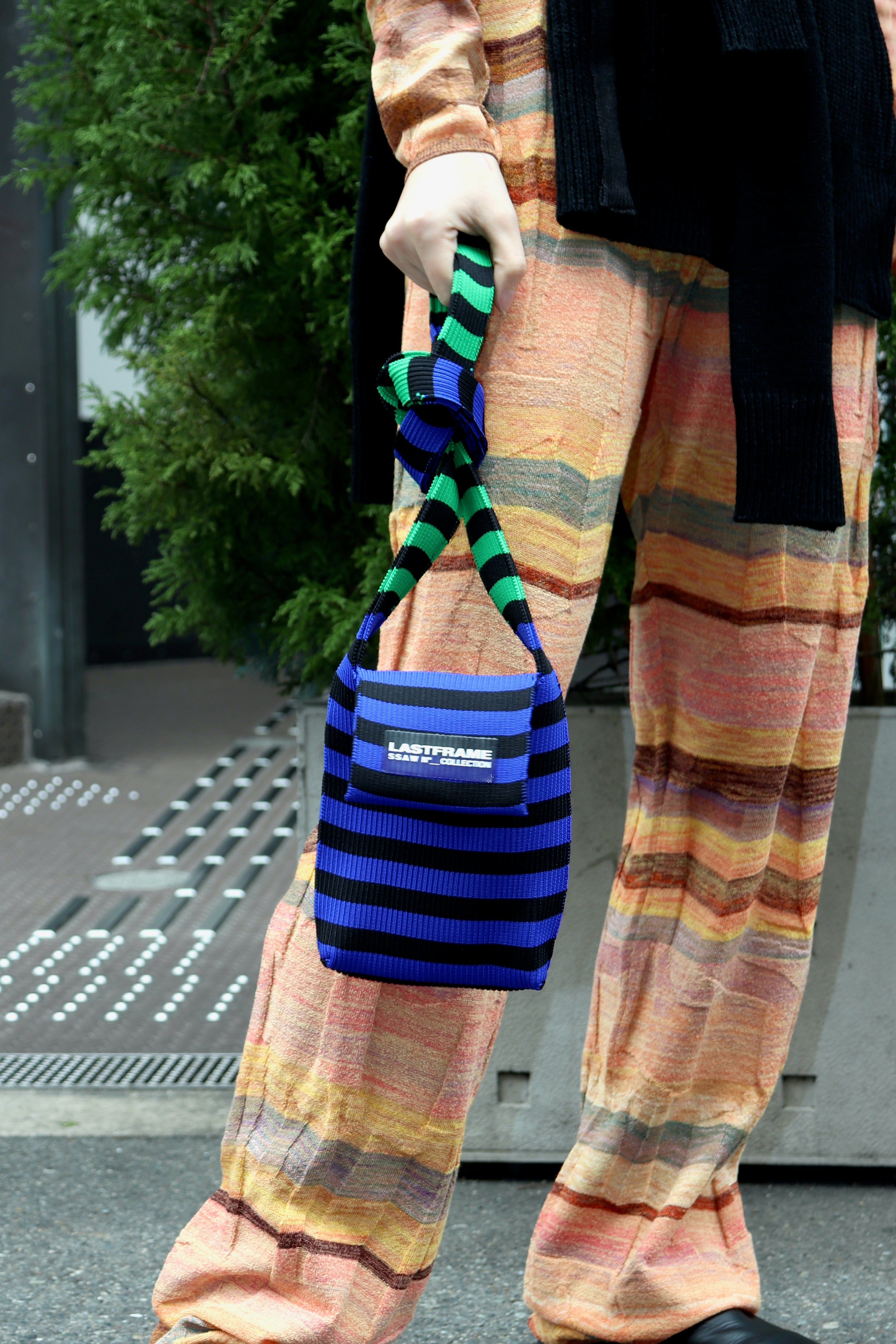 LASTFRAME(ラストフレーム)のMULTI STRIPE SHOULDER BAG MINI 1の通販｜PALETTE art  aliveのオンラインショップ – PALETTE art alive ONLINE STORE