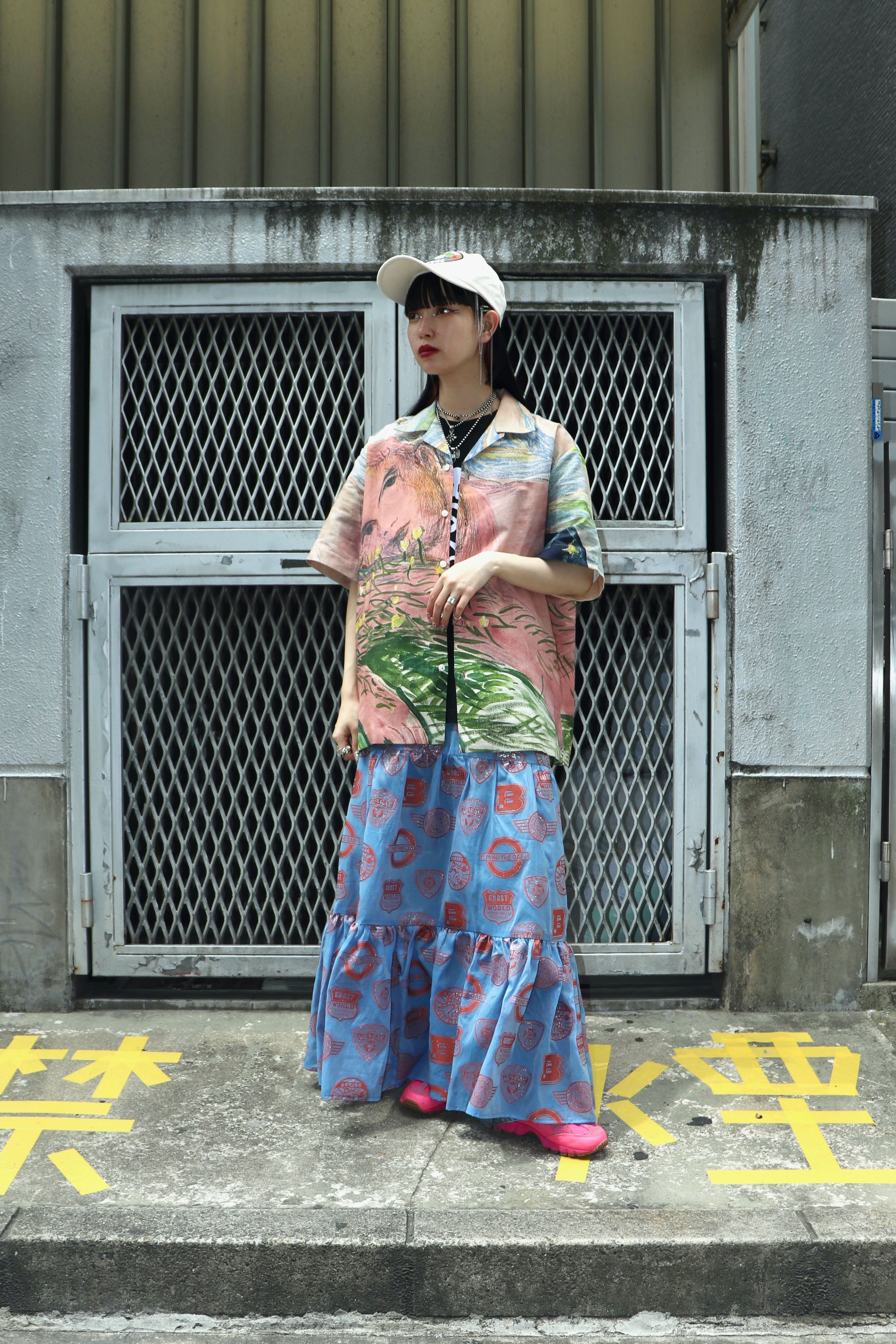 belper スカート BELPER(ベルパー)の23SS MANY PATCH SKIRT BLUE/ORANGEの通販｜PALETTE