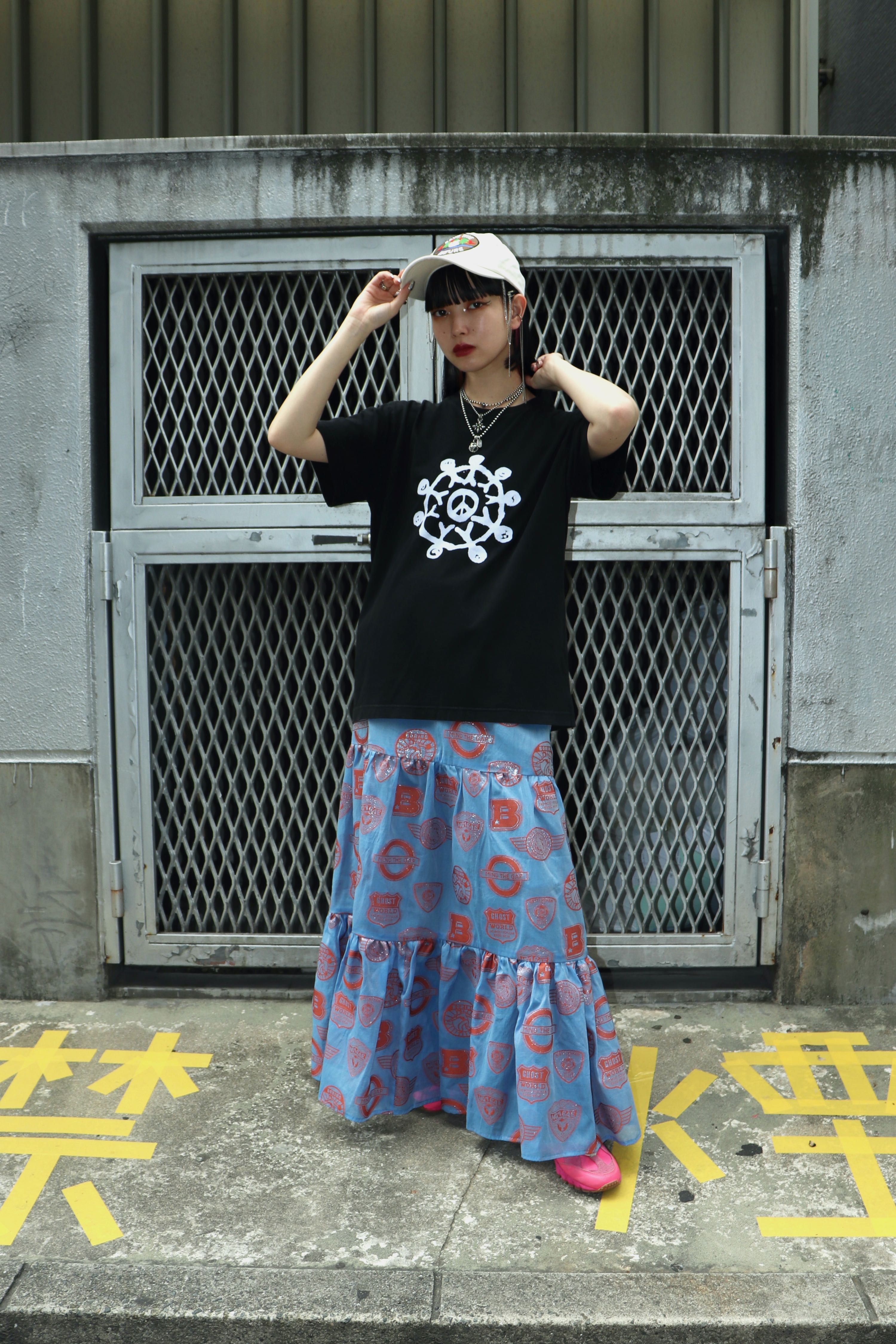 BELPER(ベルパー)の23SS MANY PATCH SKIRT BLUE/ORANGEの通販｜PALETTE