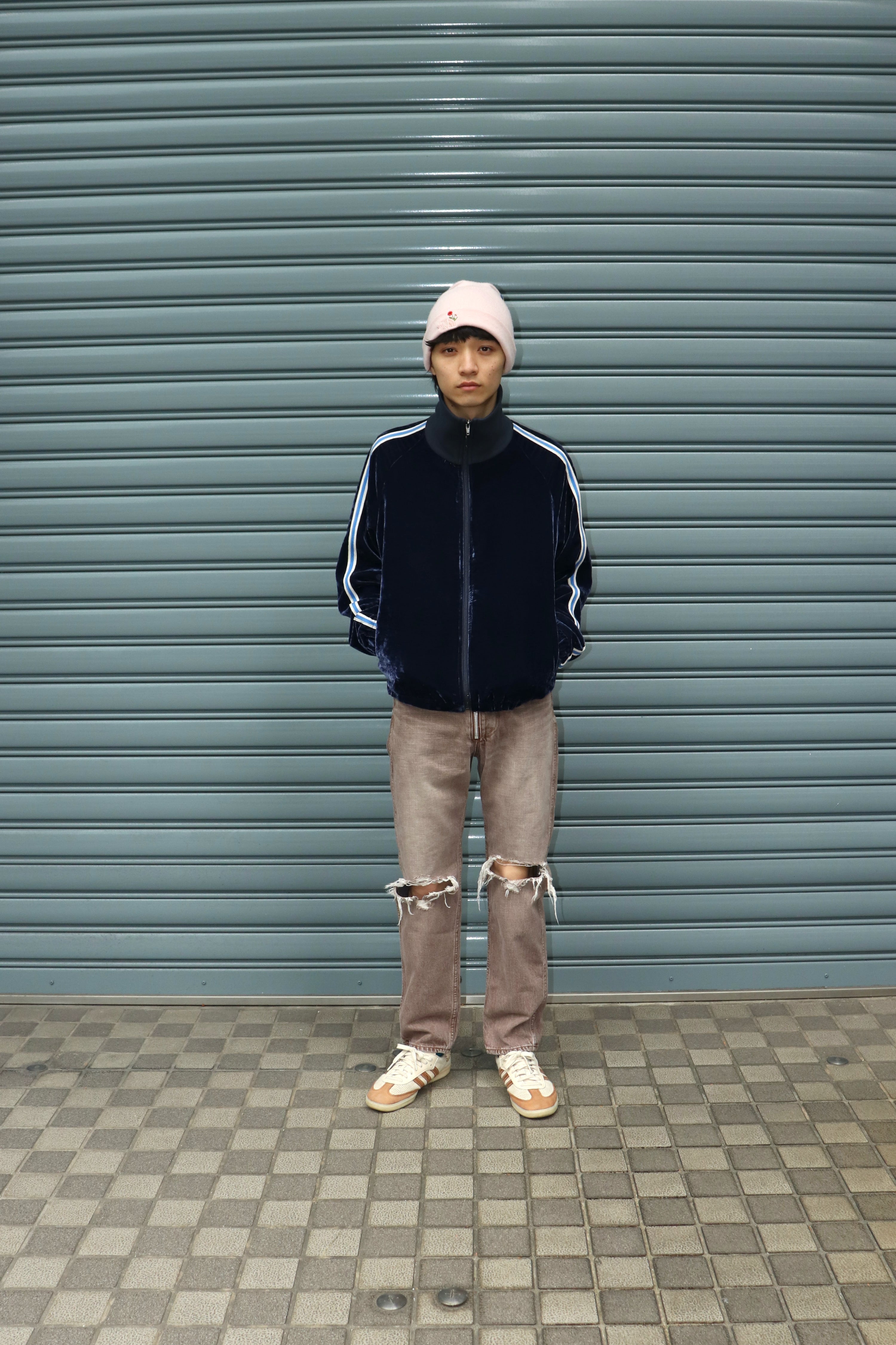 soe(ソーイ)のVelour Track Jacket 