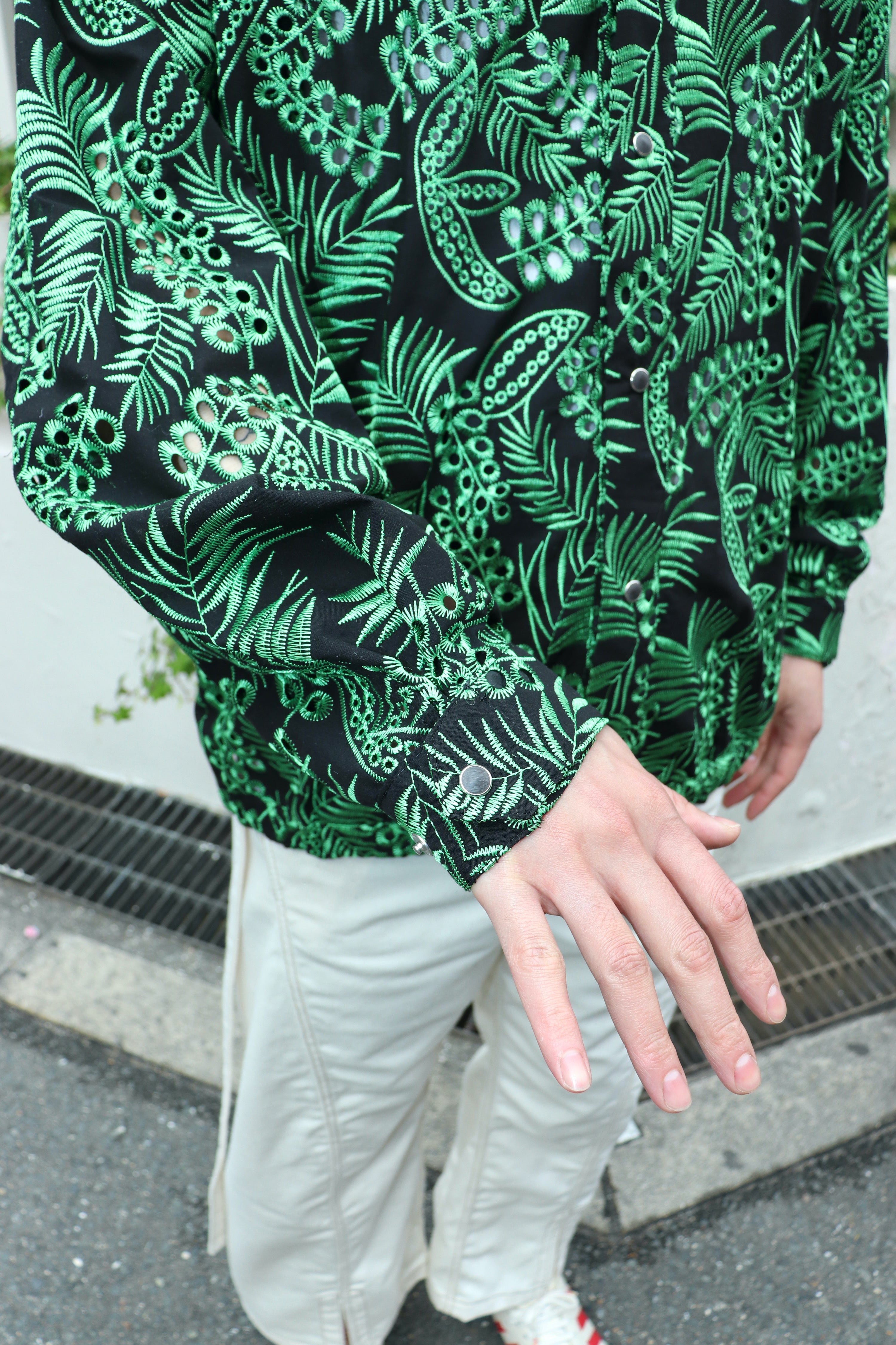 TOGA VIRILIS(トーガ ビリリース)のCotton Embroidery blousonの通販