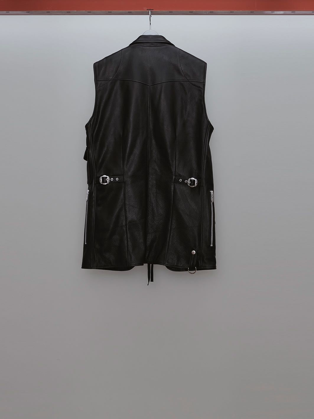 トップス MASU I'M READY Leather Vest 23ss MASU(エムエーエスユー)のI'M READY.(レザーベスト)の通販｜PALETTE
