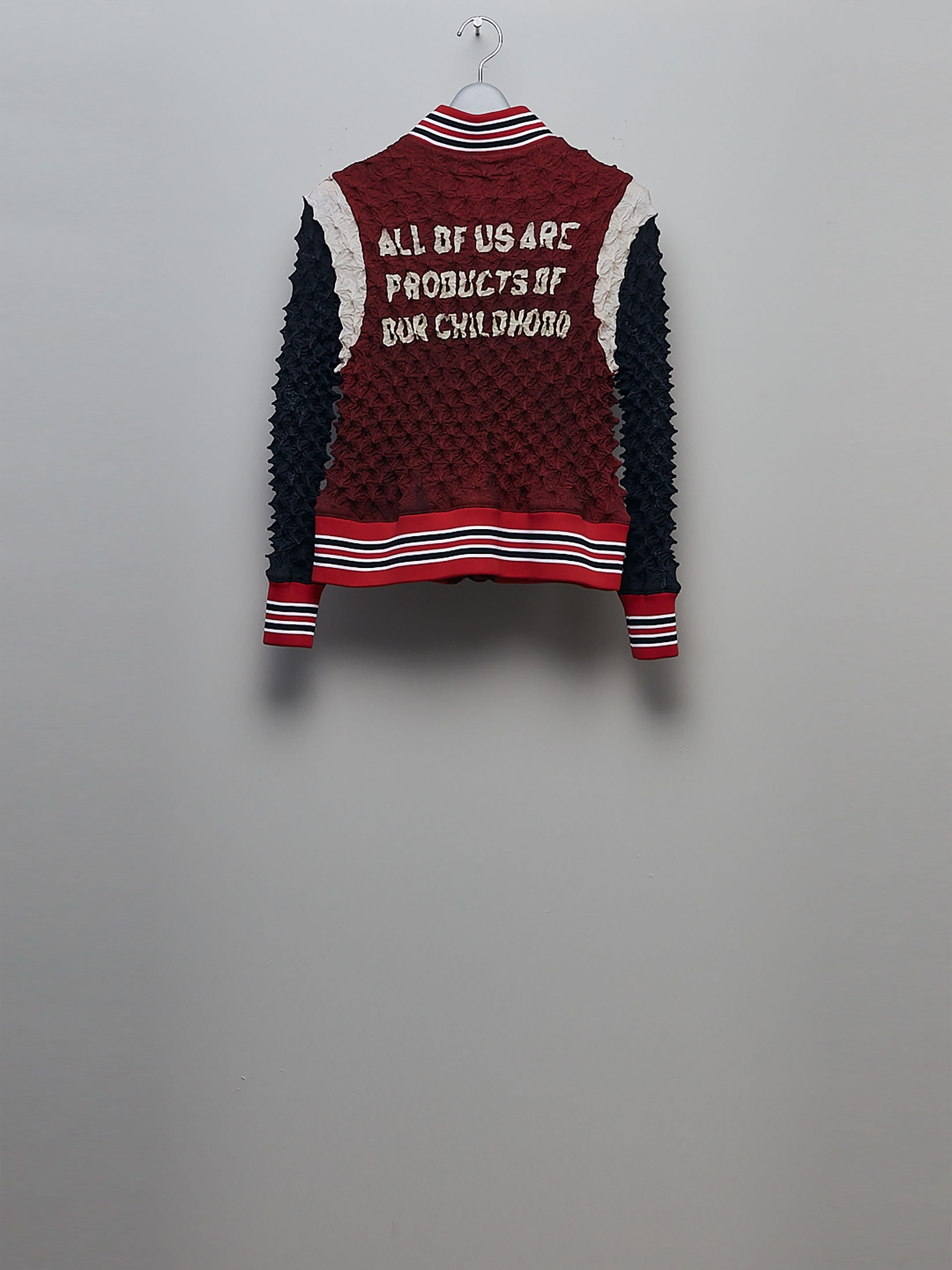 MASU(エムエーエスユー)のSPIKY STADIUM JACKET REDの通販｜PALETTE