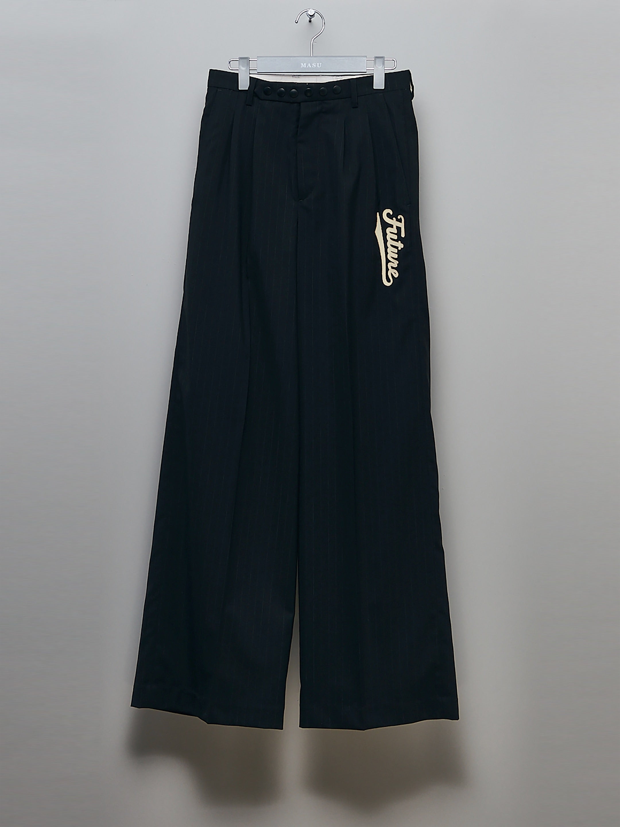 MVFW-PT0822_i_2_2160x.jpg?v=