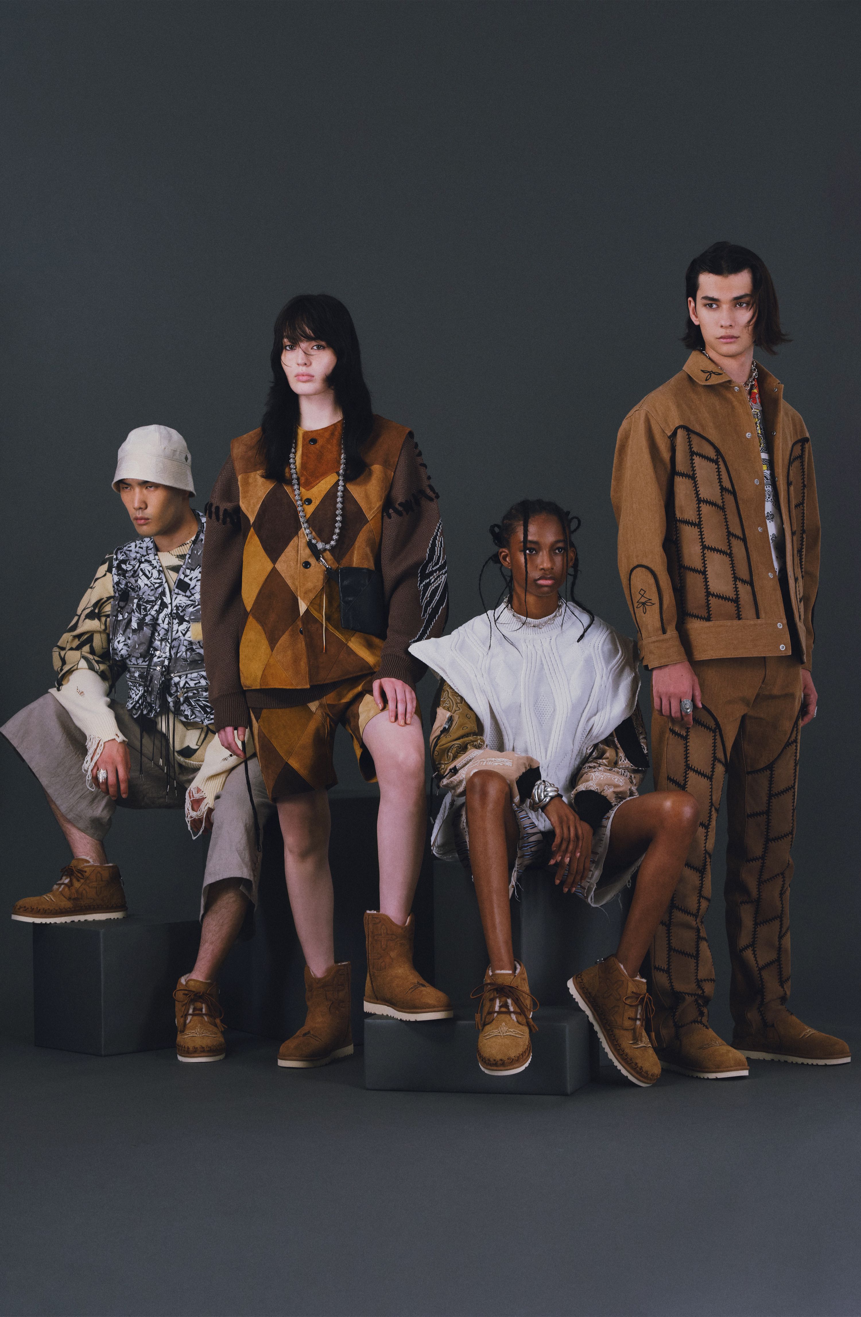 Children of the discordance(チルドレンオブザディスコーダンス)のUGG x COTD Classic Short  BEIGEの通販｜PALETTE art aliveのオンラインショップ – PALETTE art alive ONLINE STORE